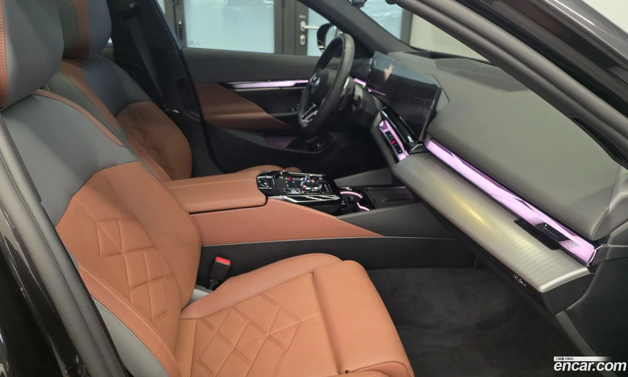 BMW 5 Series 2025 — 13
