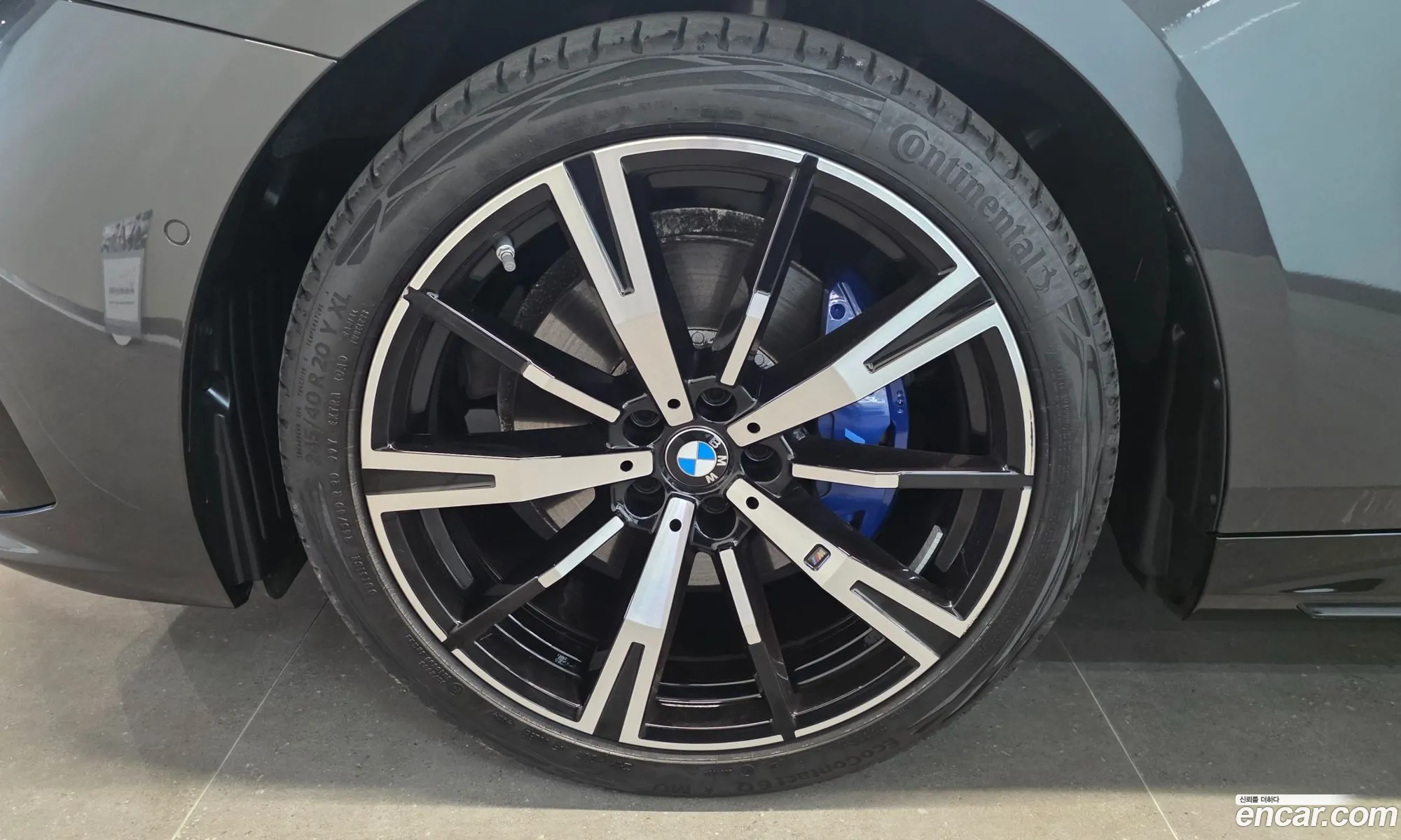 BMW 5 Series 2025 — 19