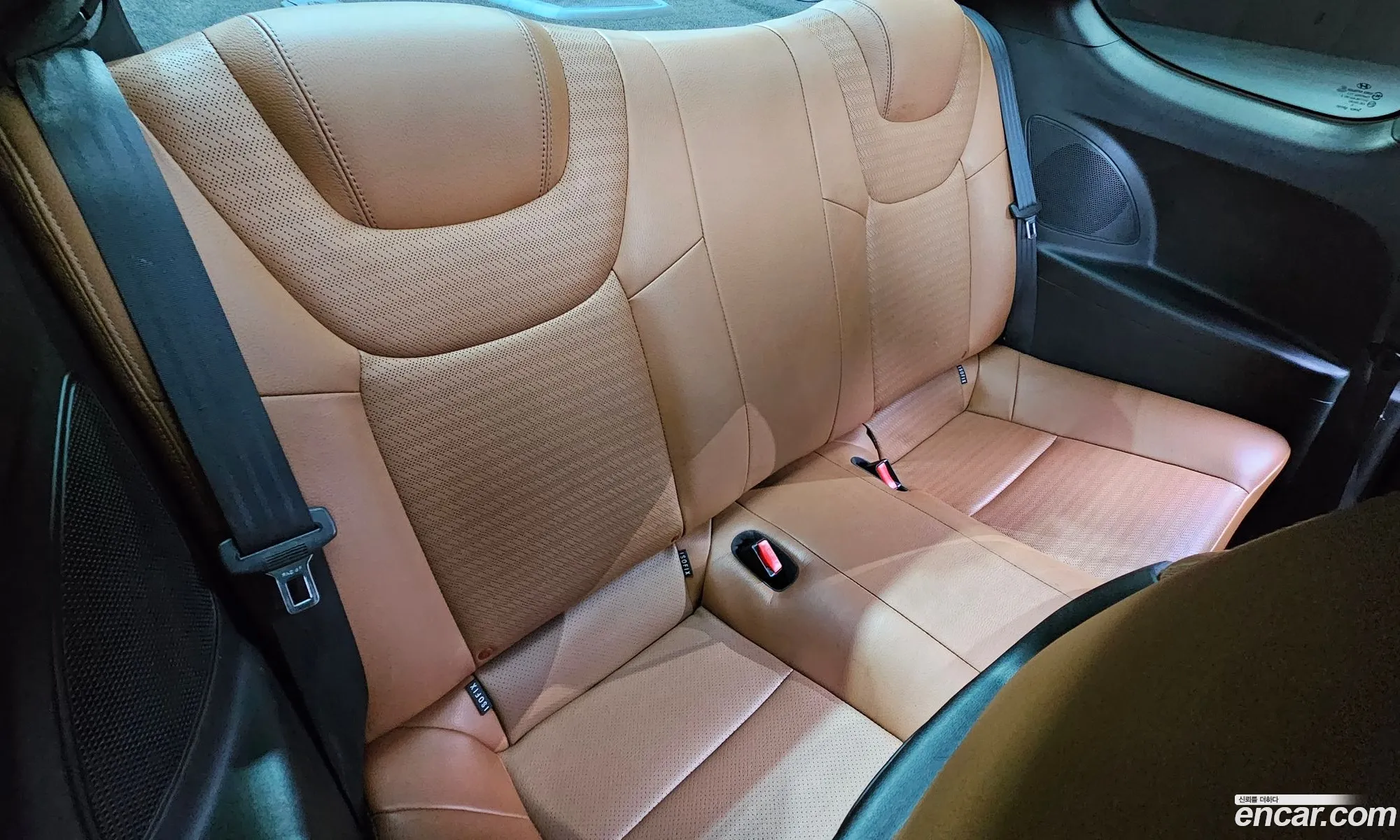 Hyundai Genesis Coupe 2012 — 17