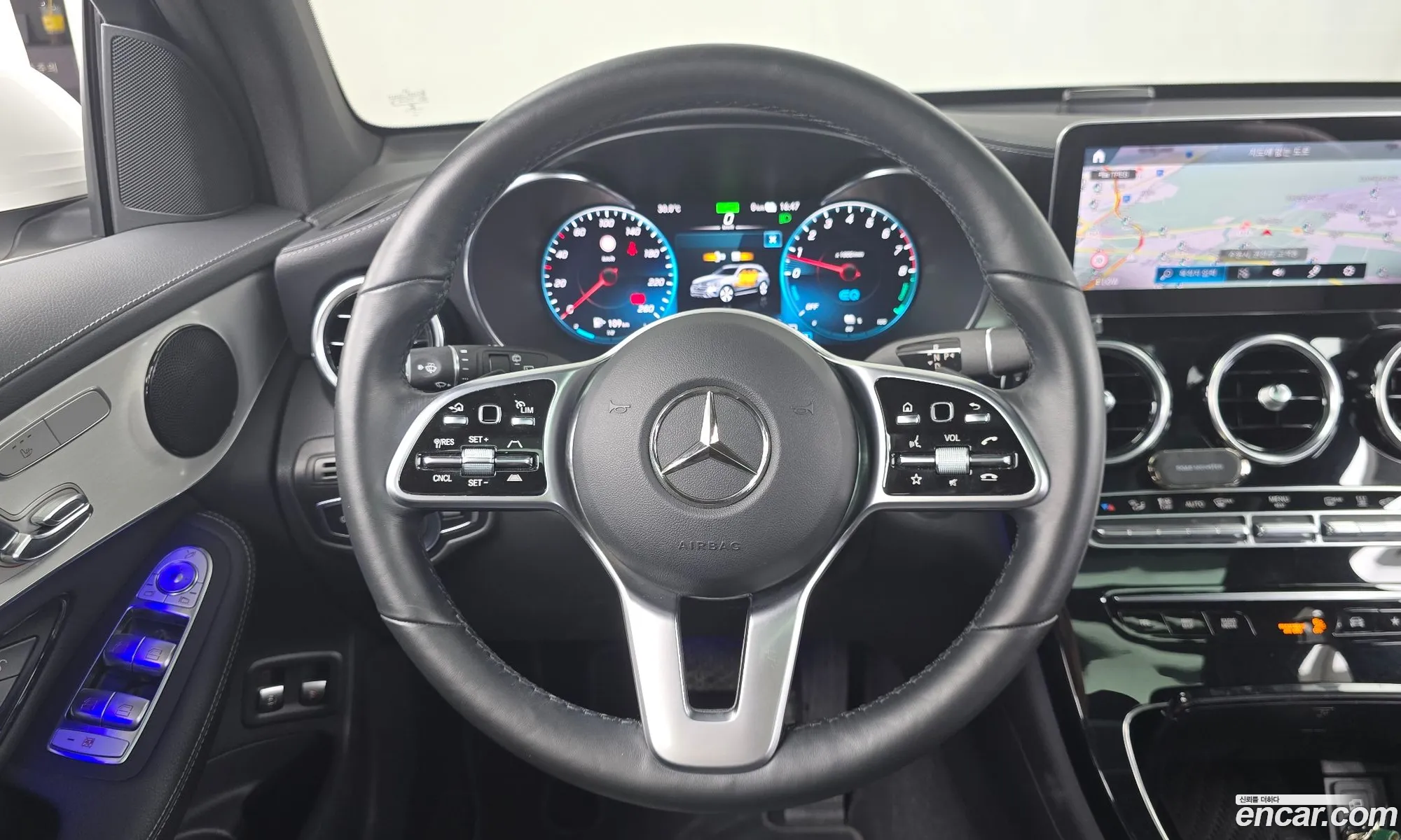 Mercedes-Benz GLC-Class X253 2021 — 14