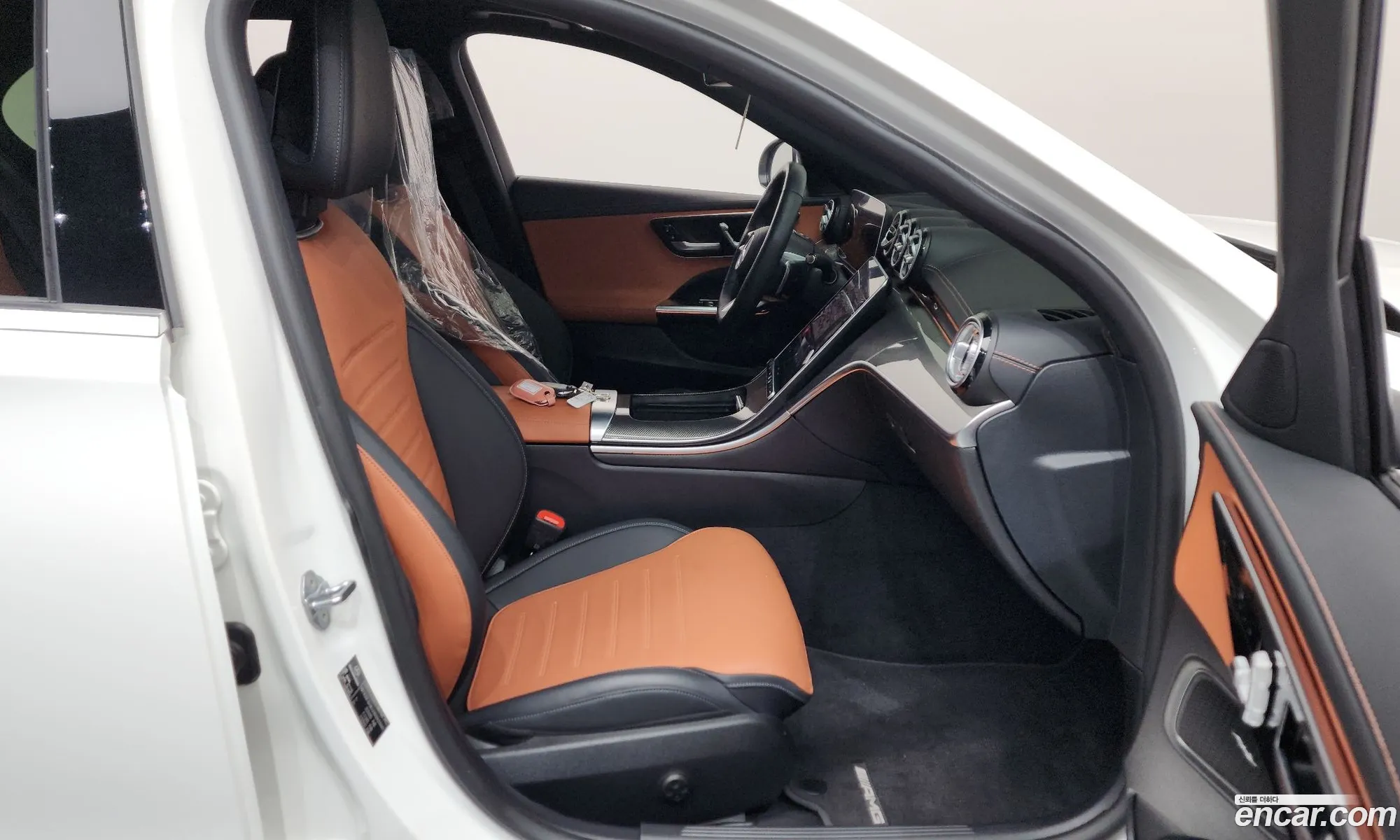 Mercedes-Benz C-Class W206 2023 — 32