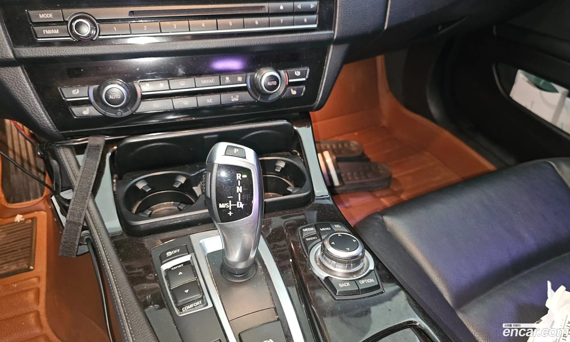 BMW 5 Series 2012 — 18