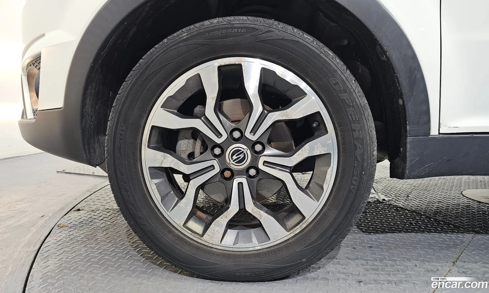 KG Mobility (SsangYong) Korando C 2015 — 25