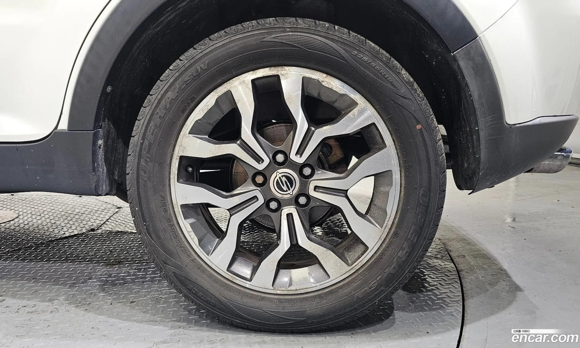 KG Mobility (SsangYong) Korando C 2015 — 30