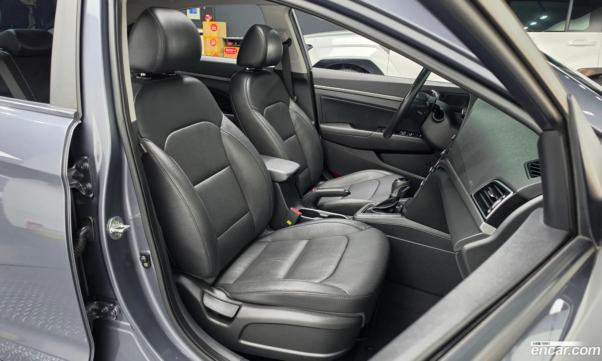 Hyundai Elantra AD 2016 KMHD741DBHU271665 — 19