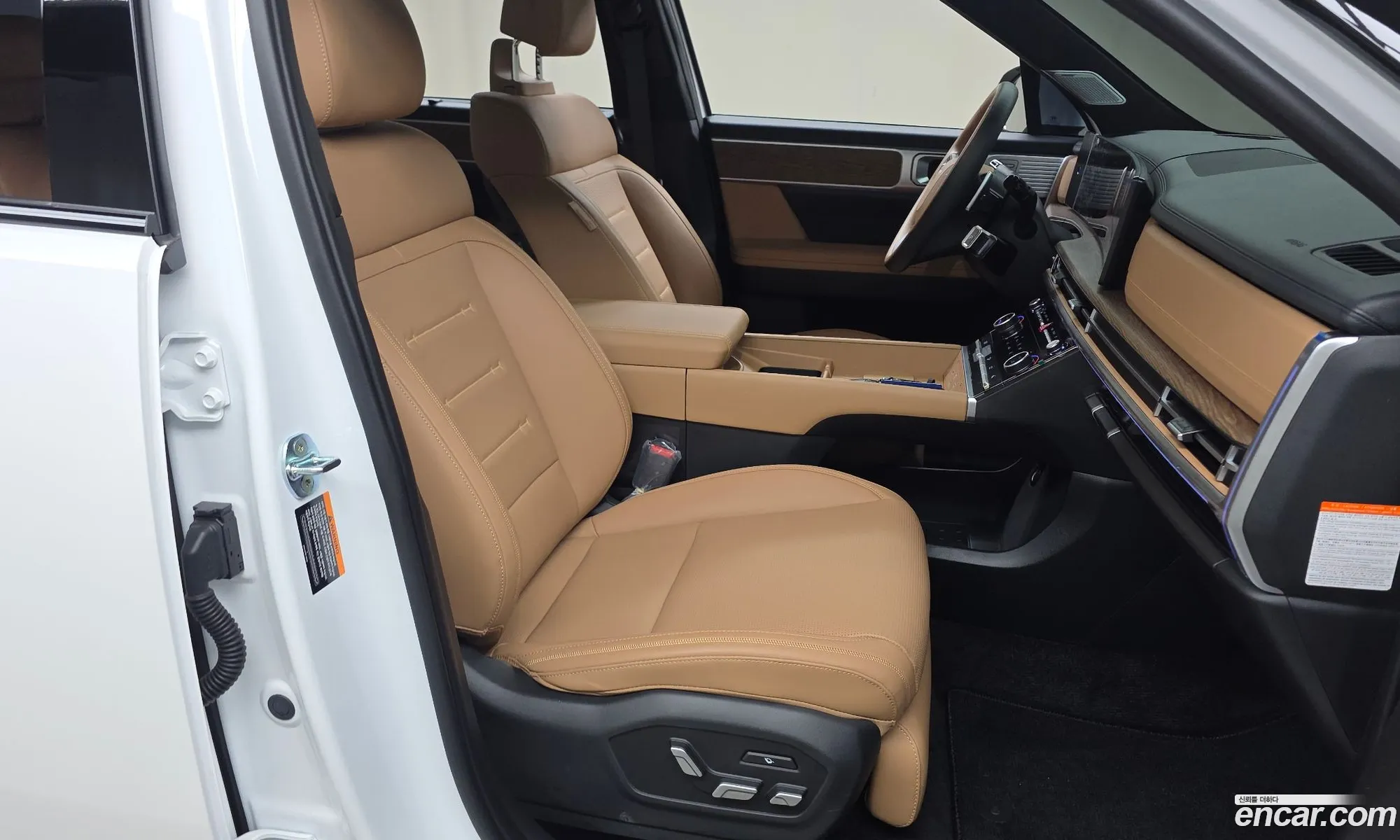 Hyundai Santa Fe 2024 — 28