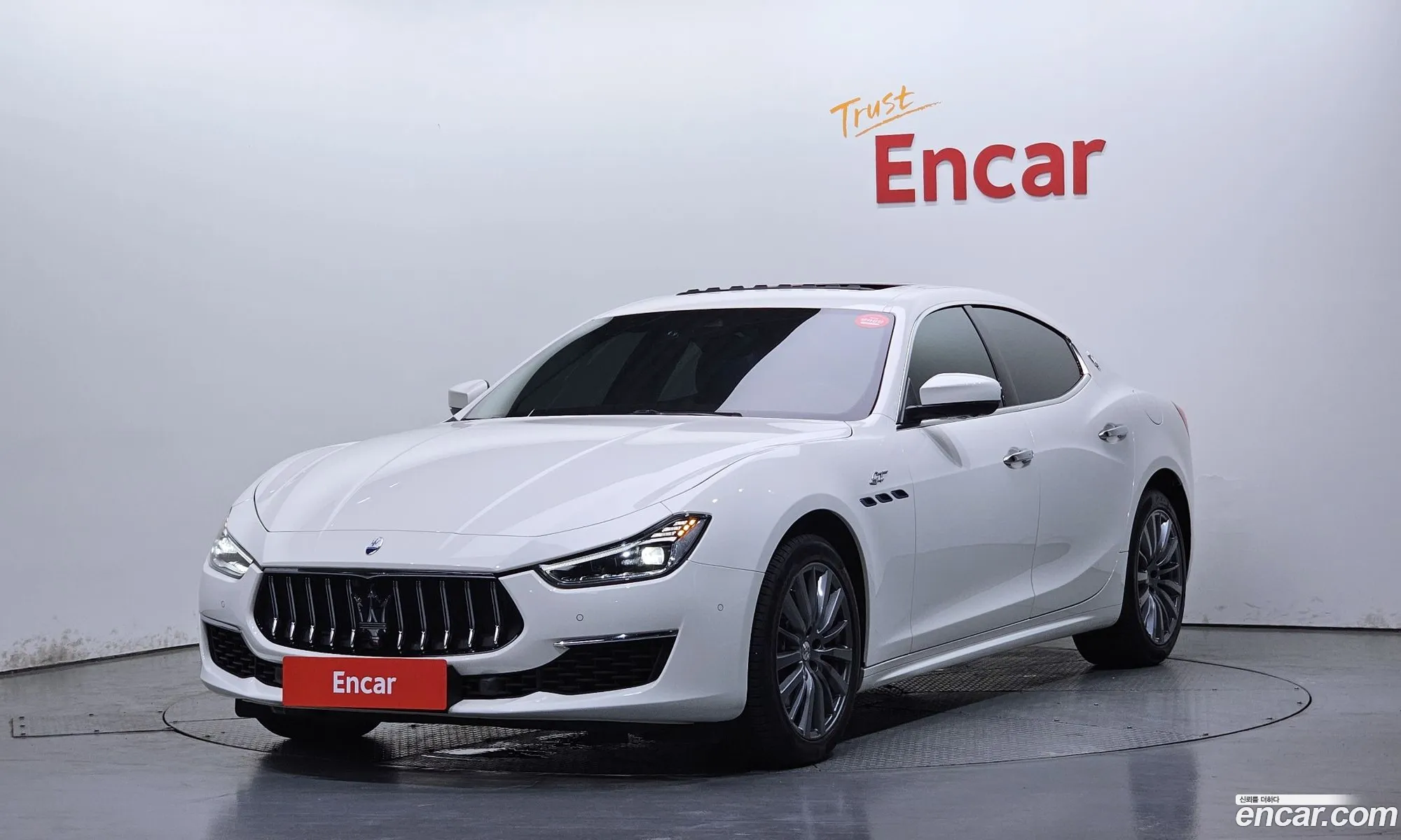 Maserati Ghibli 2022 — 2