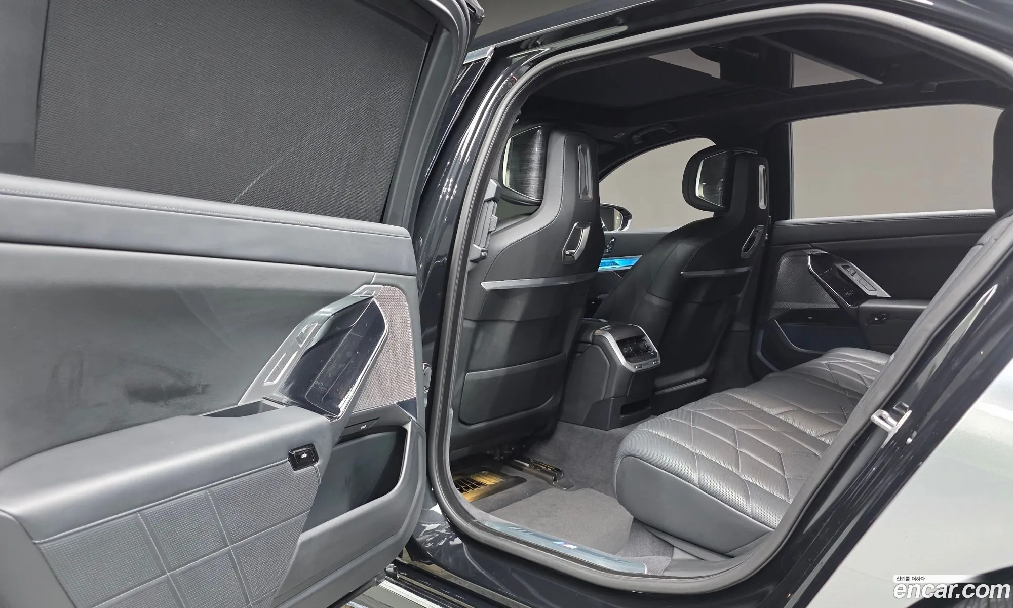 BMW 7 Series 2023 — 13
