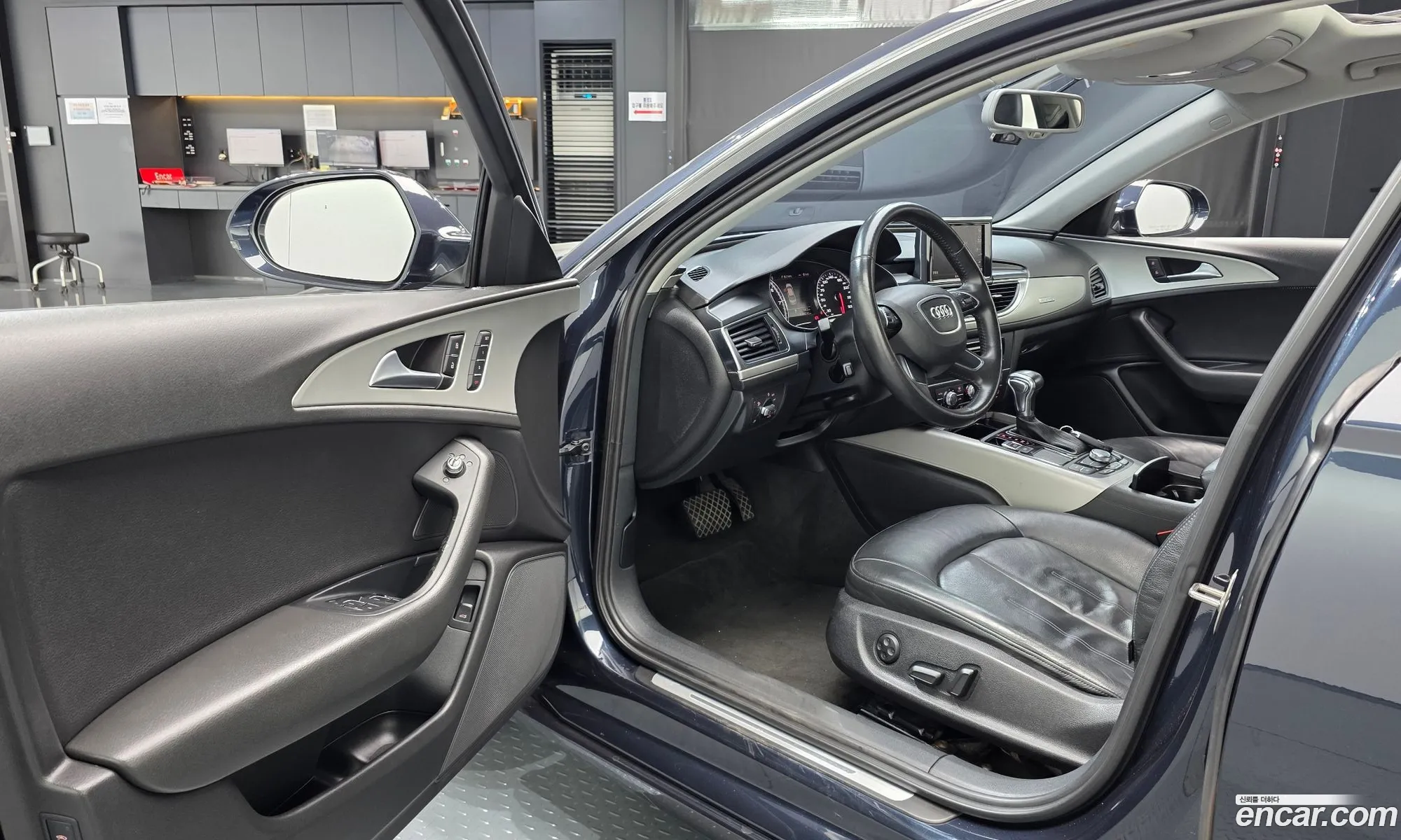 Audi A6 2012 — 2