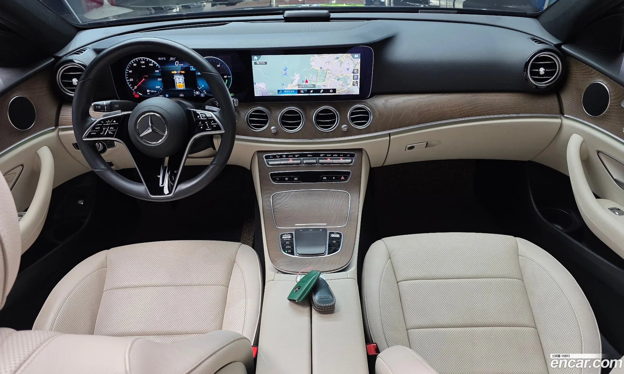 Mercedes-Benz E-Class W213 2021 W1KZF0FB0MA984285 — 31