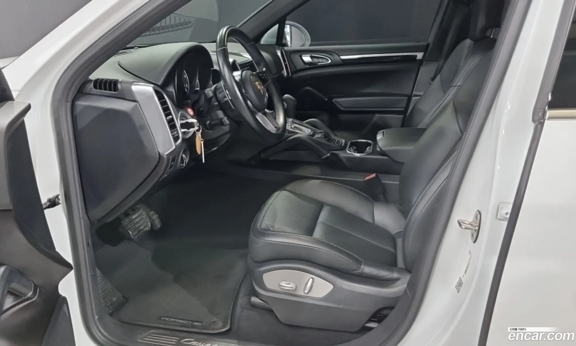 Porsche Cayenne 2015 — 16