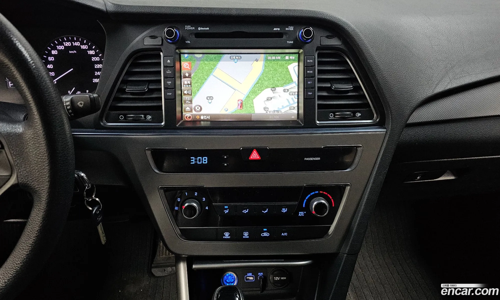 Hyundai LF Sonata 2014 — 9