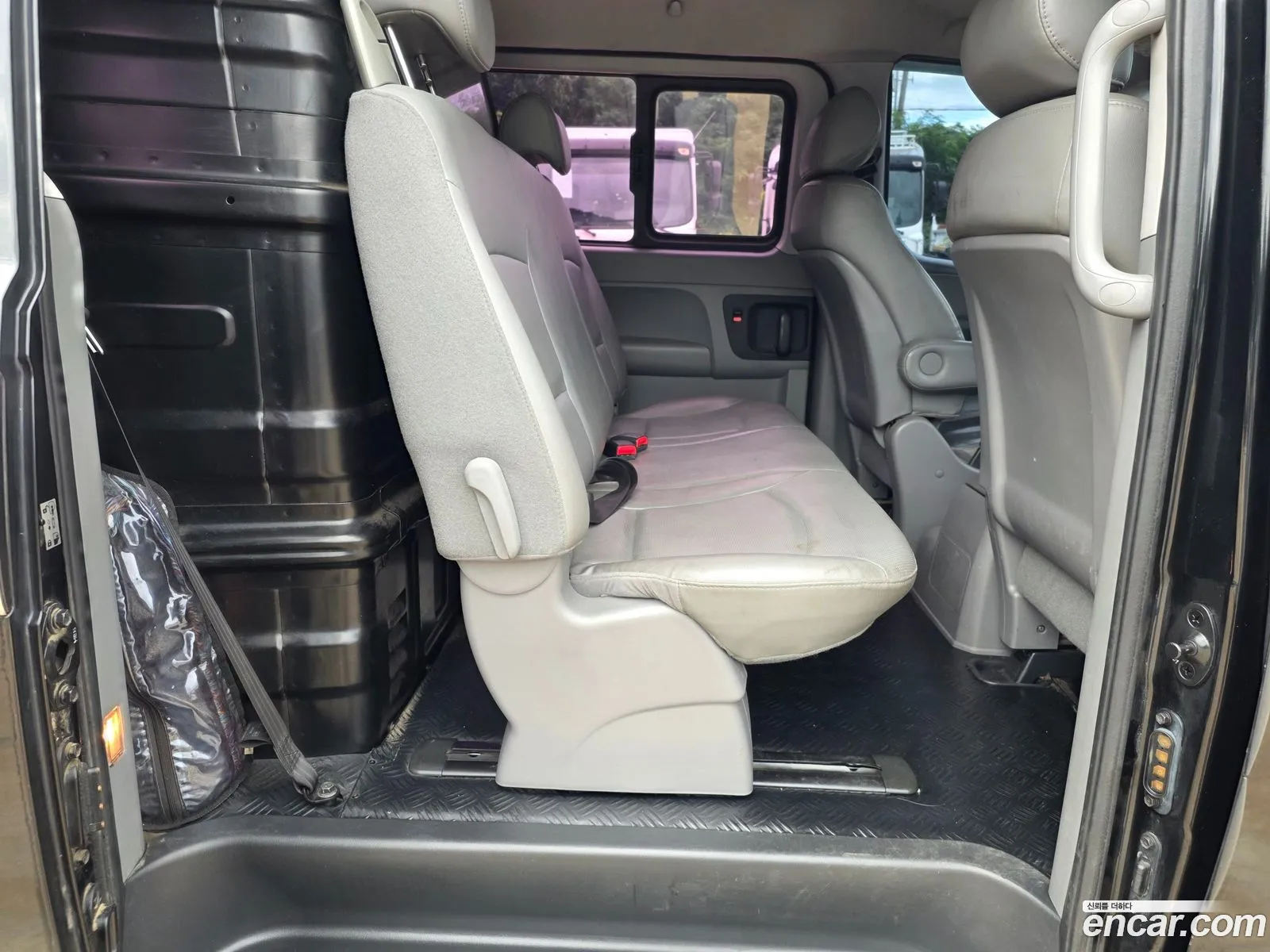 Hyundai Grand Starex 2012 — 15