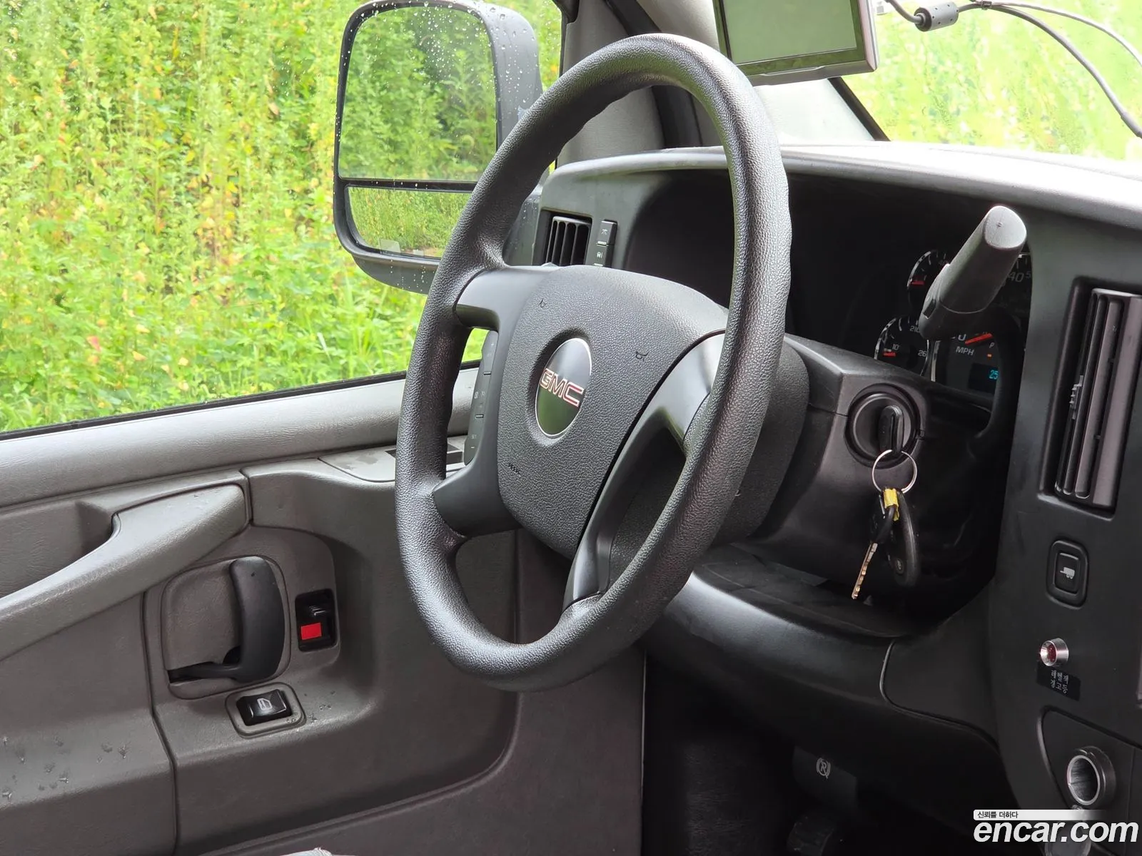 GMC Savana 2011 — 17