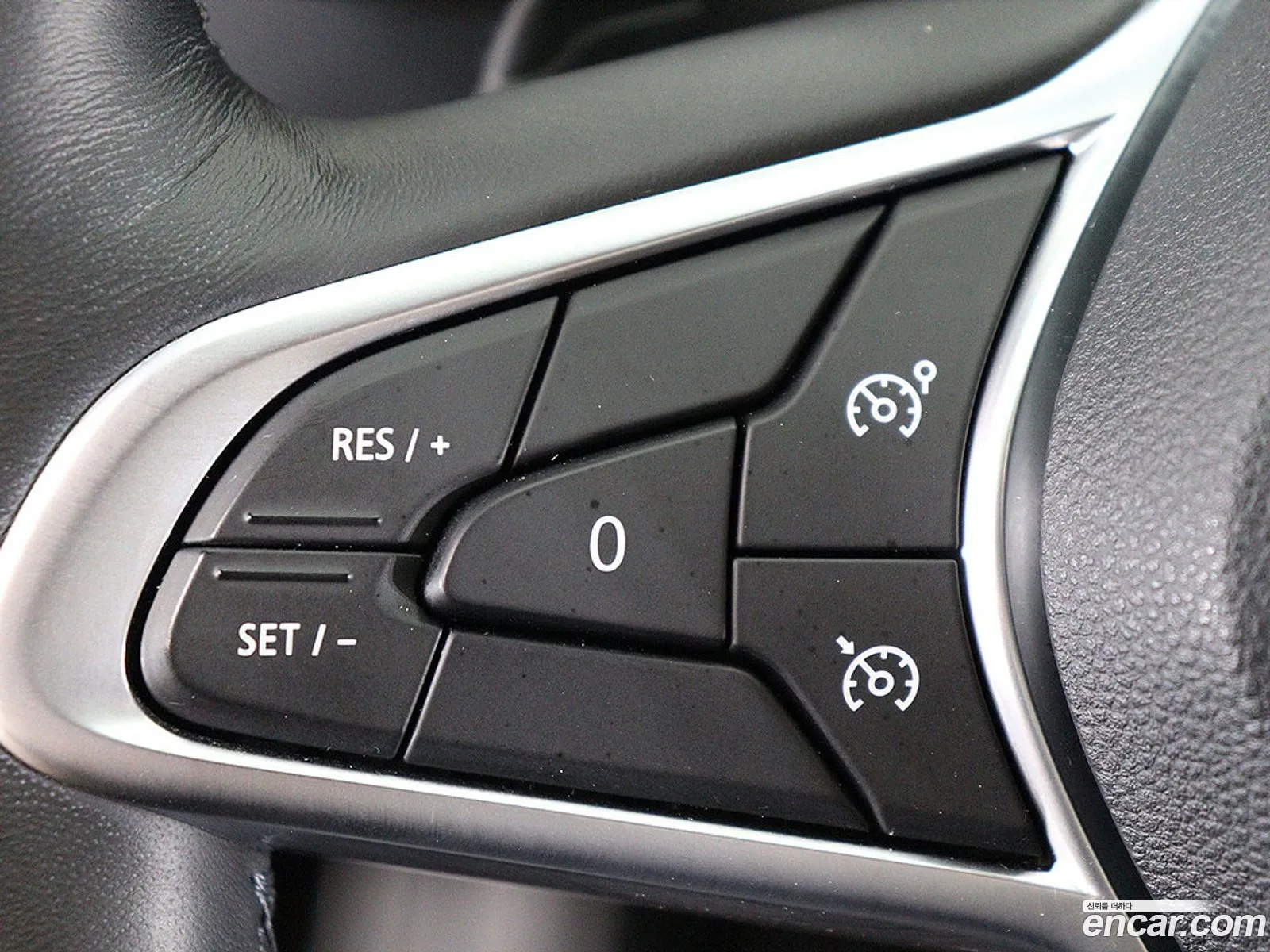 Renault Korea (Samsung) XM3 2022 — 17