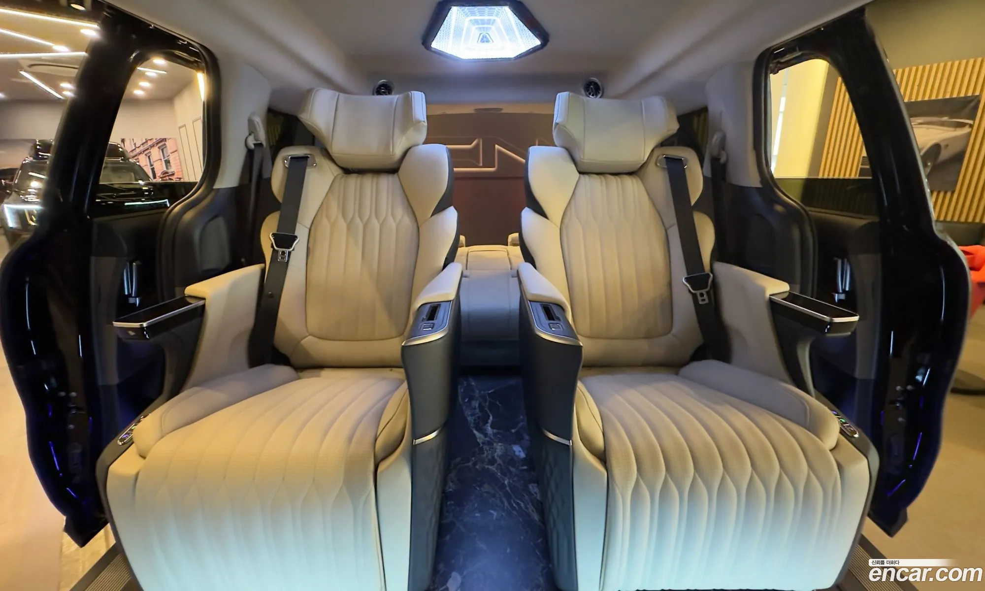 Kia Carnival 2025 — 6