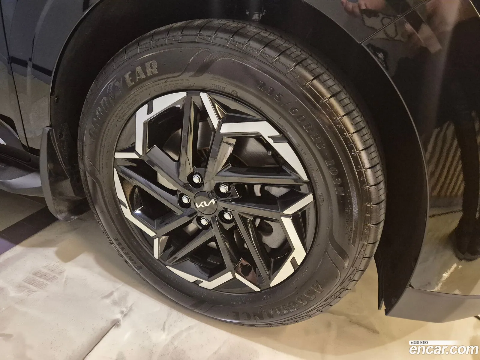 Kia Carnival 2025 — 5
