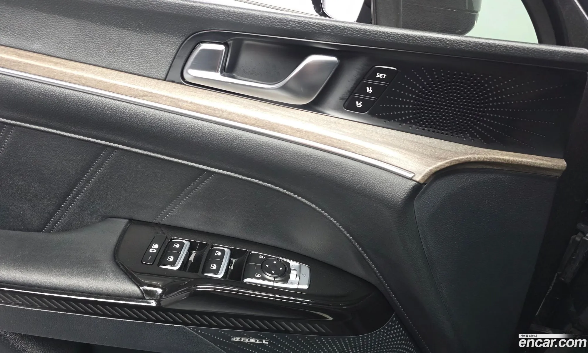 Kia K5 Hybrid 2023 — 24