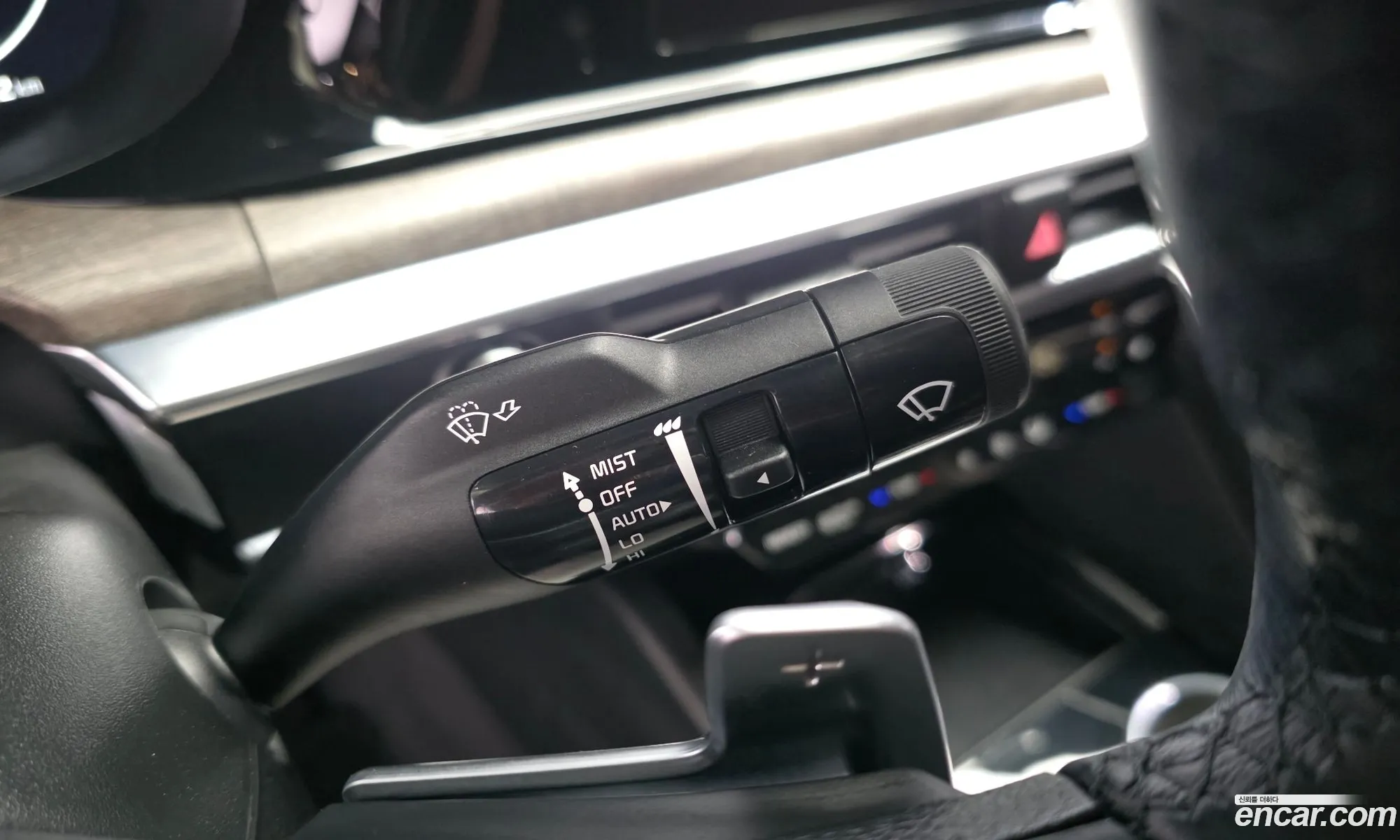 Kia K5 Hybrid 2023 — 21