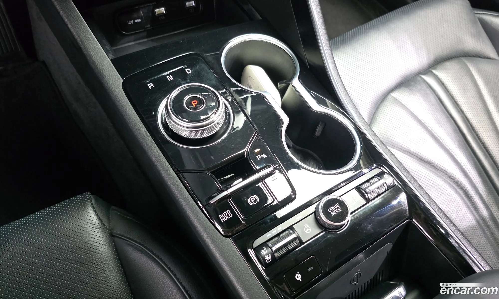 Kia K5 Hybrid 2023 — 13