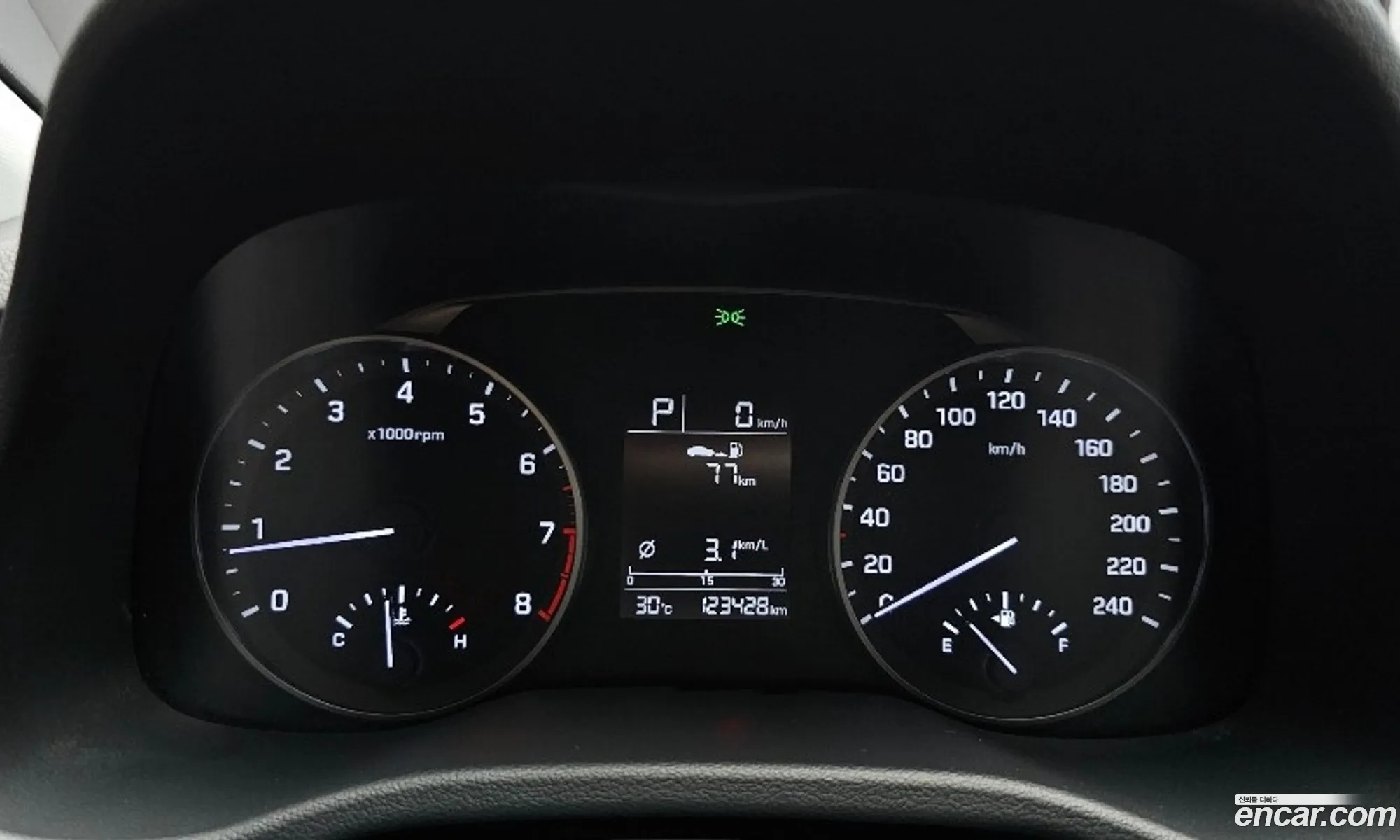 Hyundai Elantra AD 2016 — 27