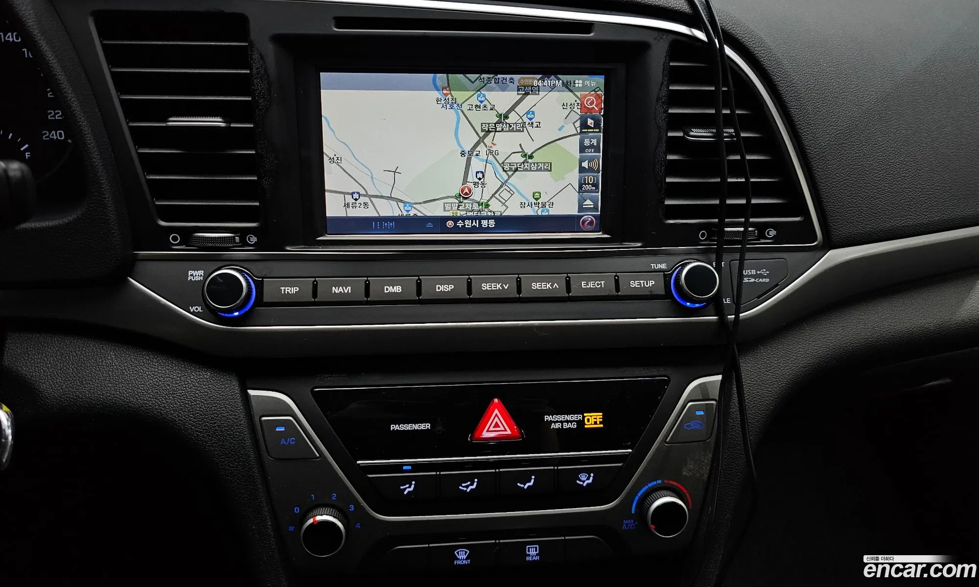 Hyundai Elantra AD 2016 — 10