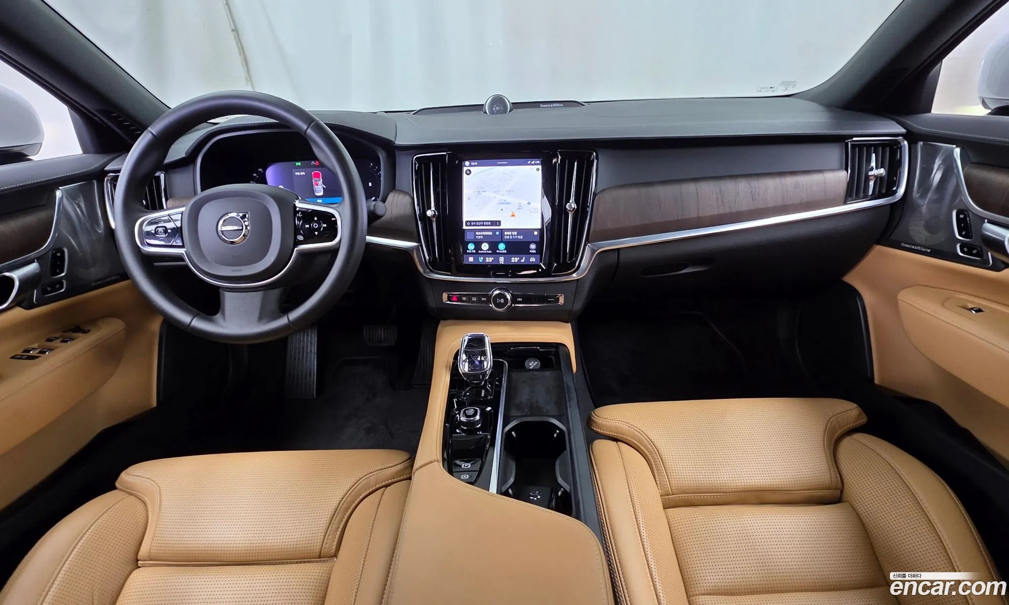Volvo S90 2023 LVYPTL126PP333885 — 2