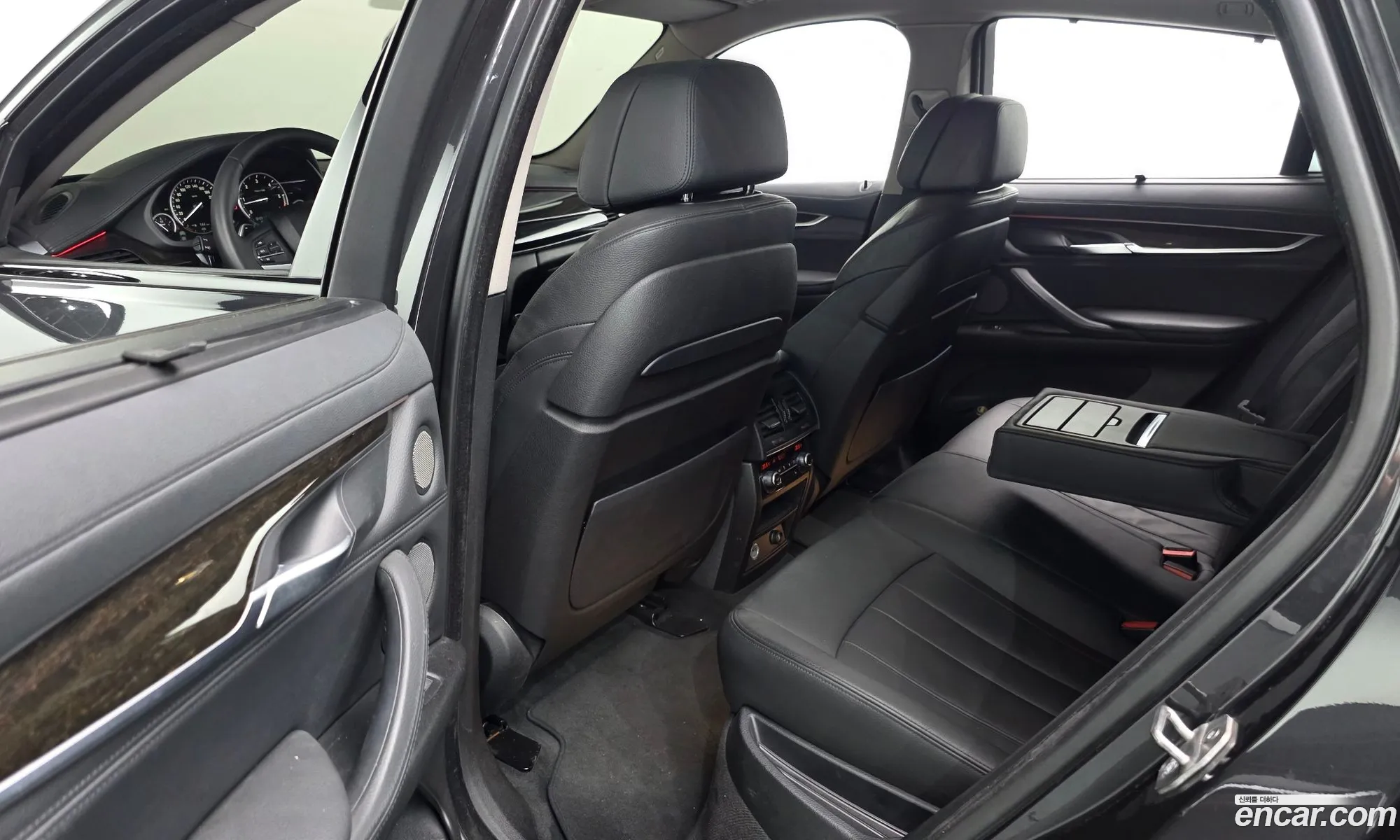 BMW X6 2015 WBAKV4100F0P70916 — 11