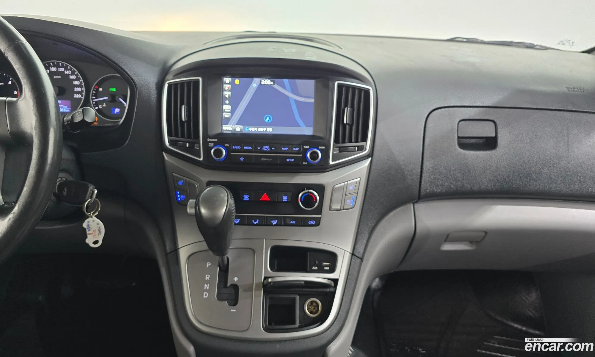 Hyundai Grand Starex 2018 — 9