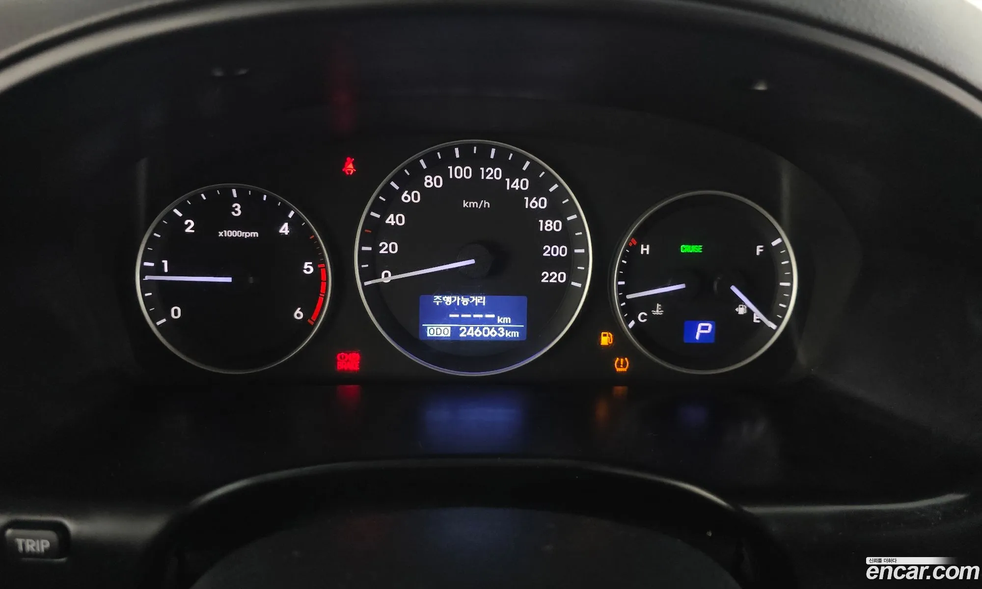 Hyundai Grand Starex 2018 — 18