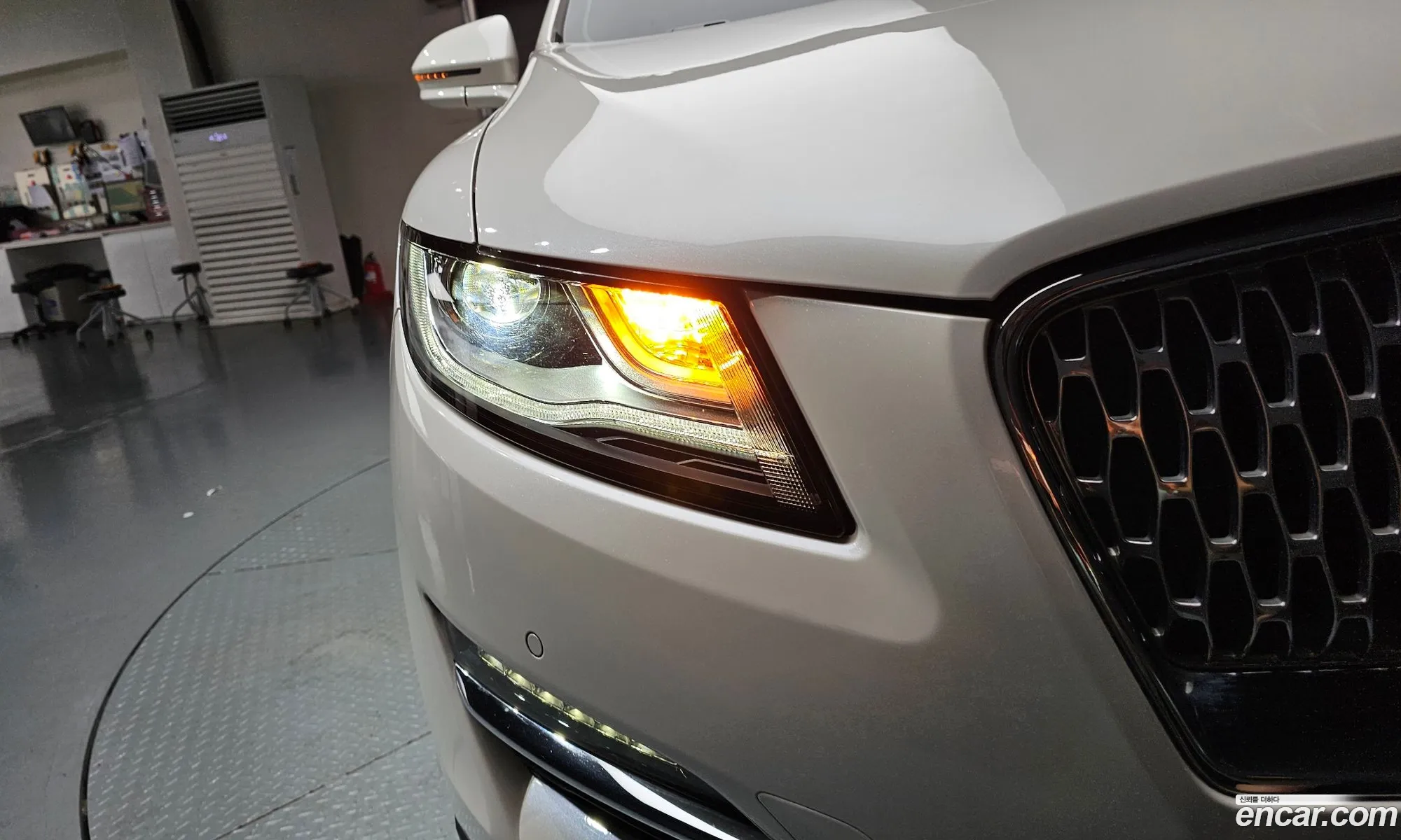 Lincoln MKC 2019 5LMCJ3D97KUL22529 — 12