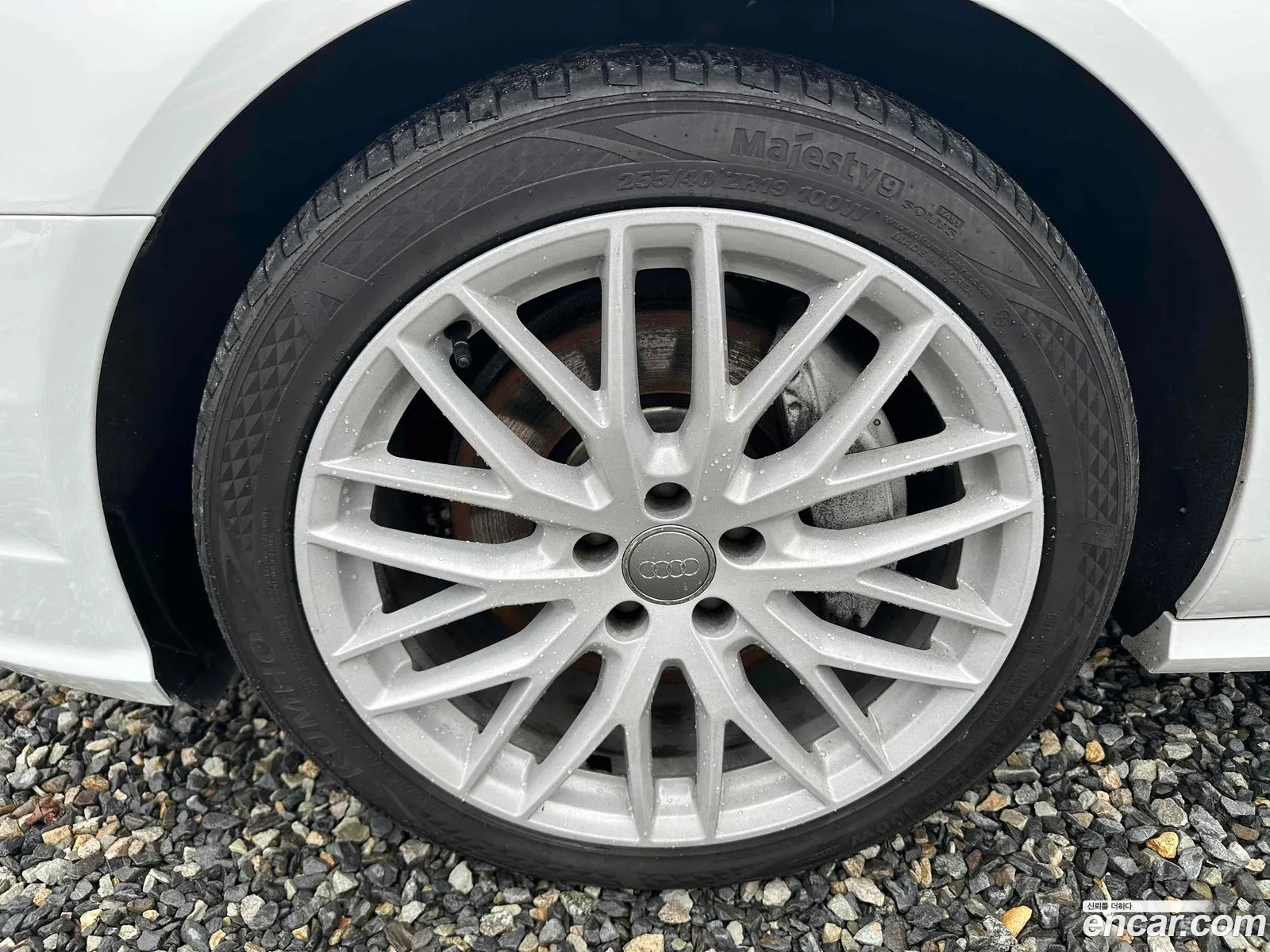 Audi A6 2016 — 19