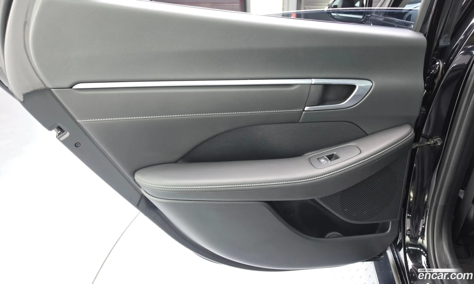 Hyundai Sonata 2022 — 28