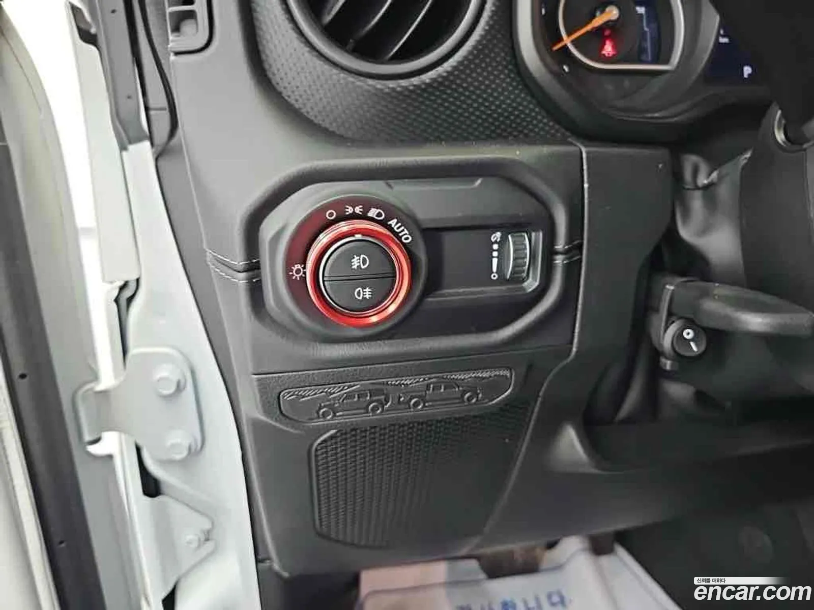 Jeep Wrangler 2025 — 2