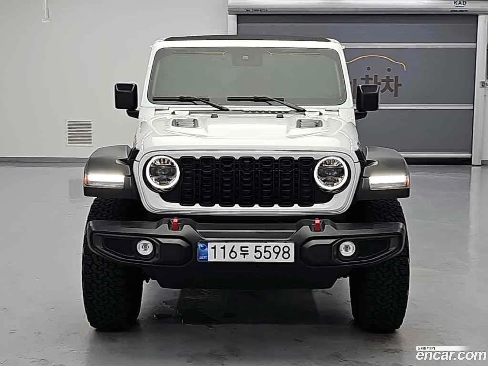 Jeep Wrangler 2025 — 16