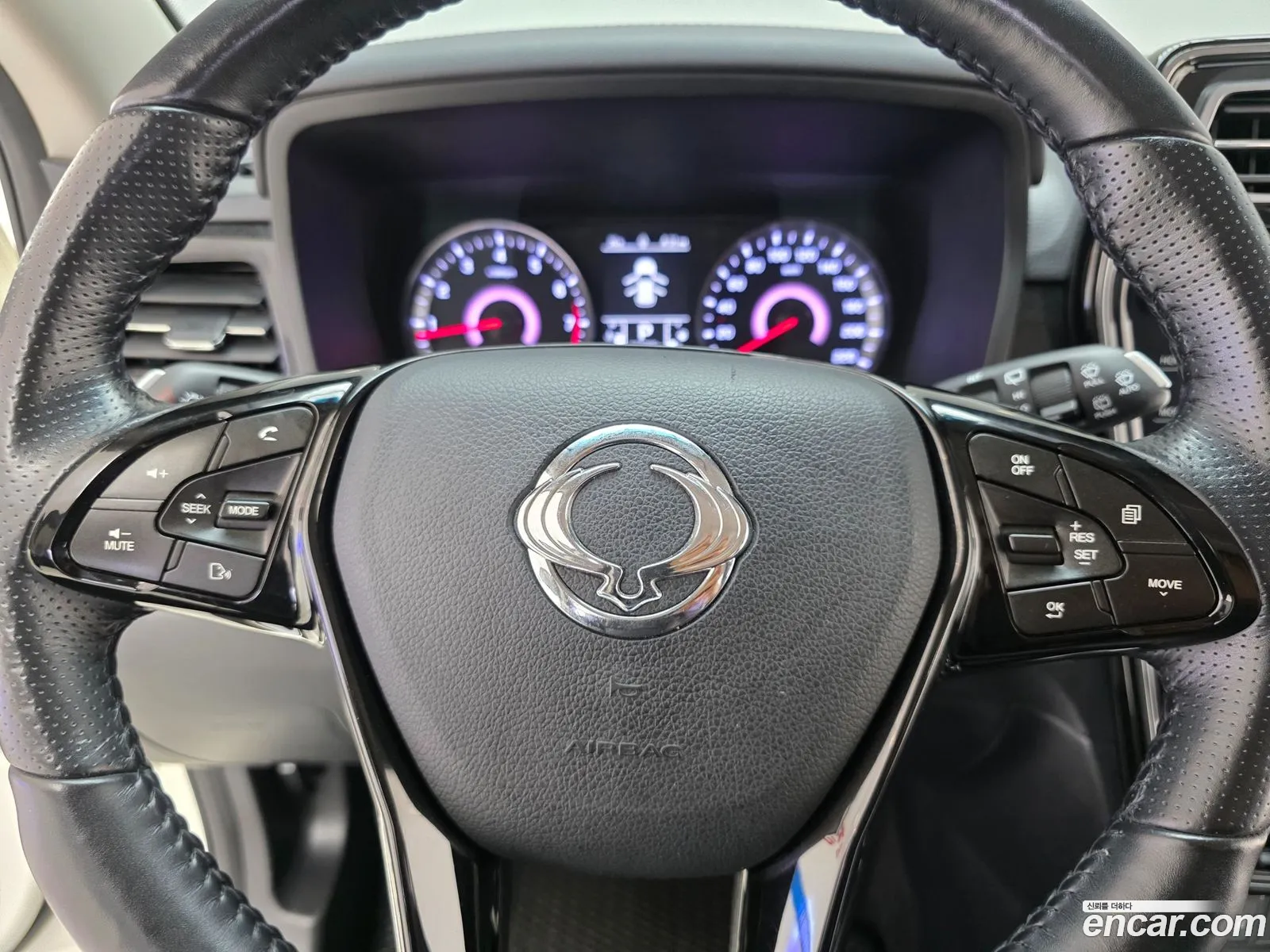 KG Mobility (SsangYong) Tivoli 2019 — 12
