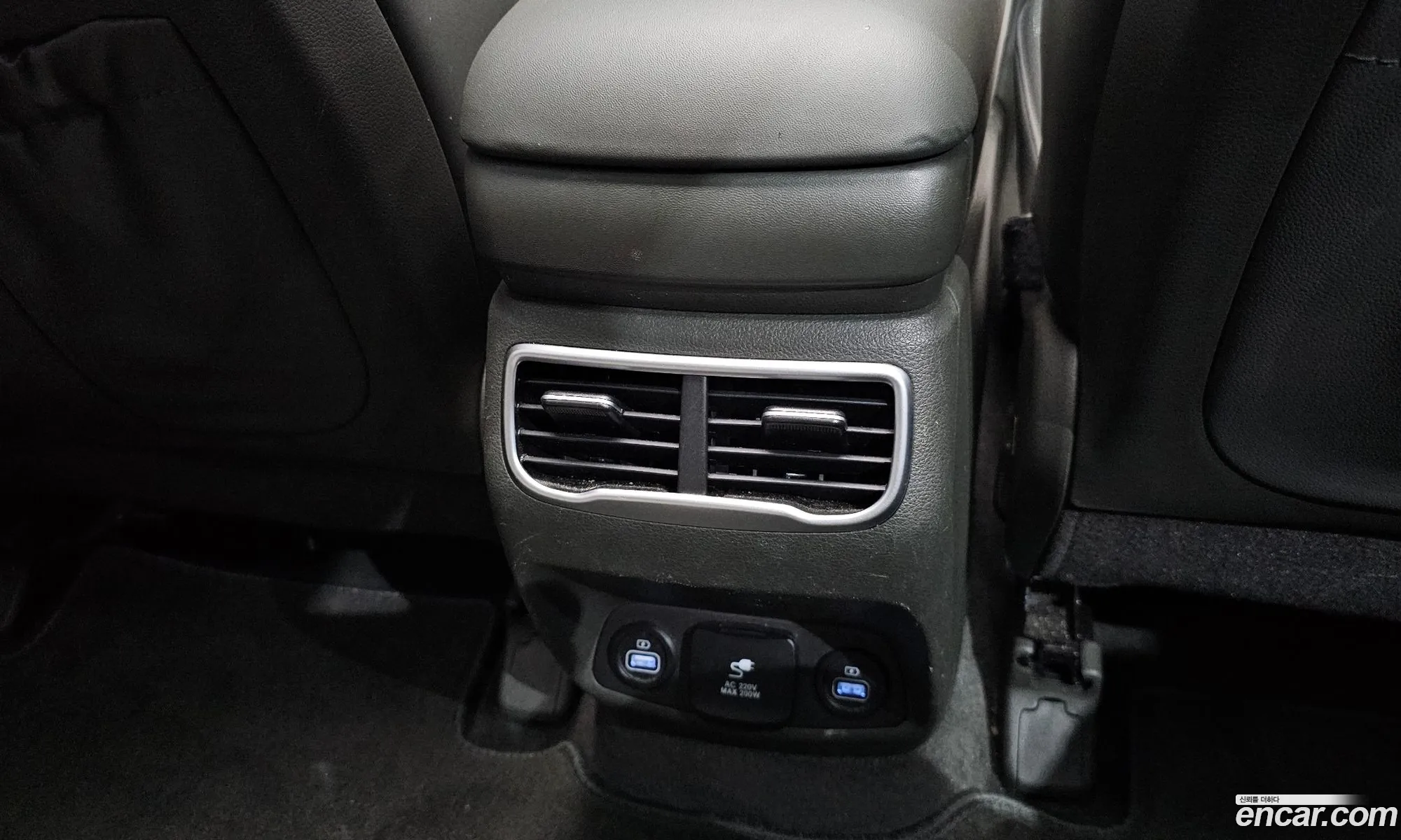 Hyundai Santa Fe 2022 — 36