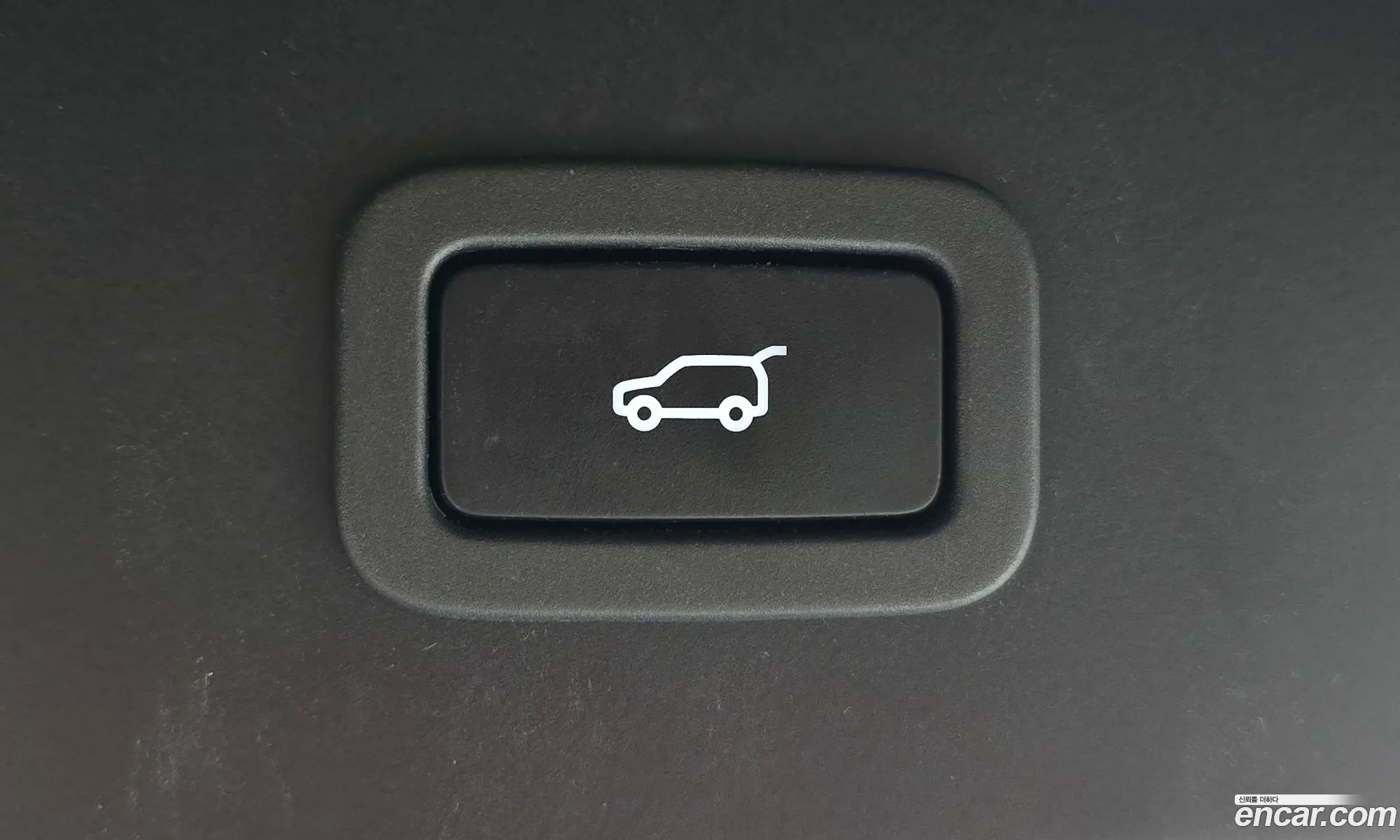 Land Rover Range Rover 2018 SALGA2BJ2JA506849 — 35