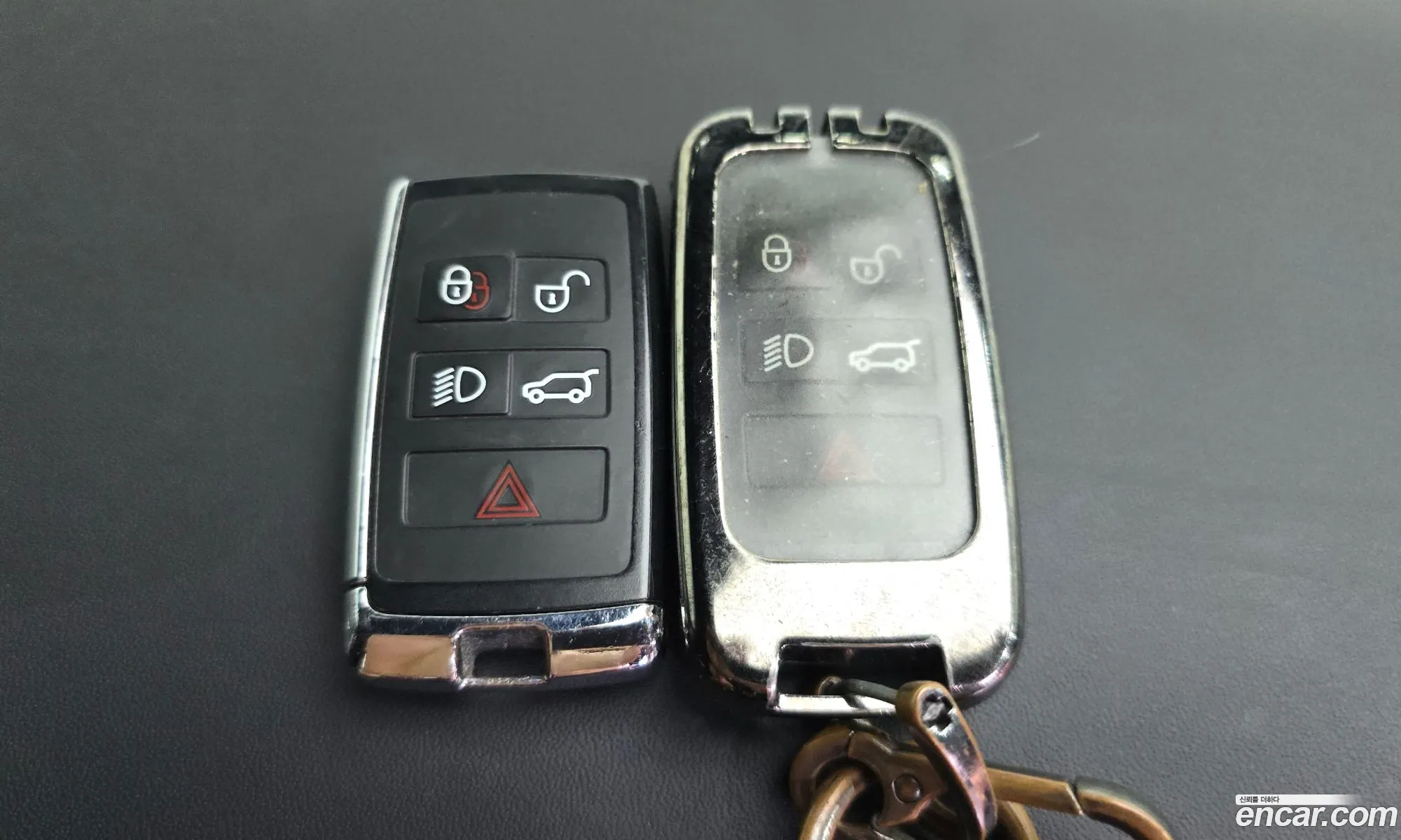 Land Rover Range Rover 2018 SALGA2BJ2JA506849 — 32