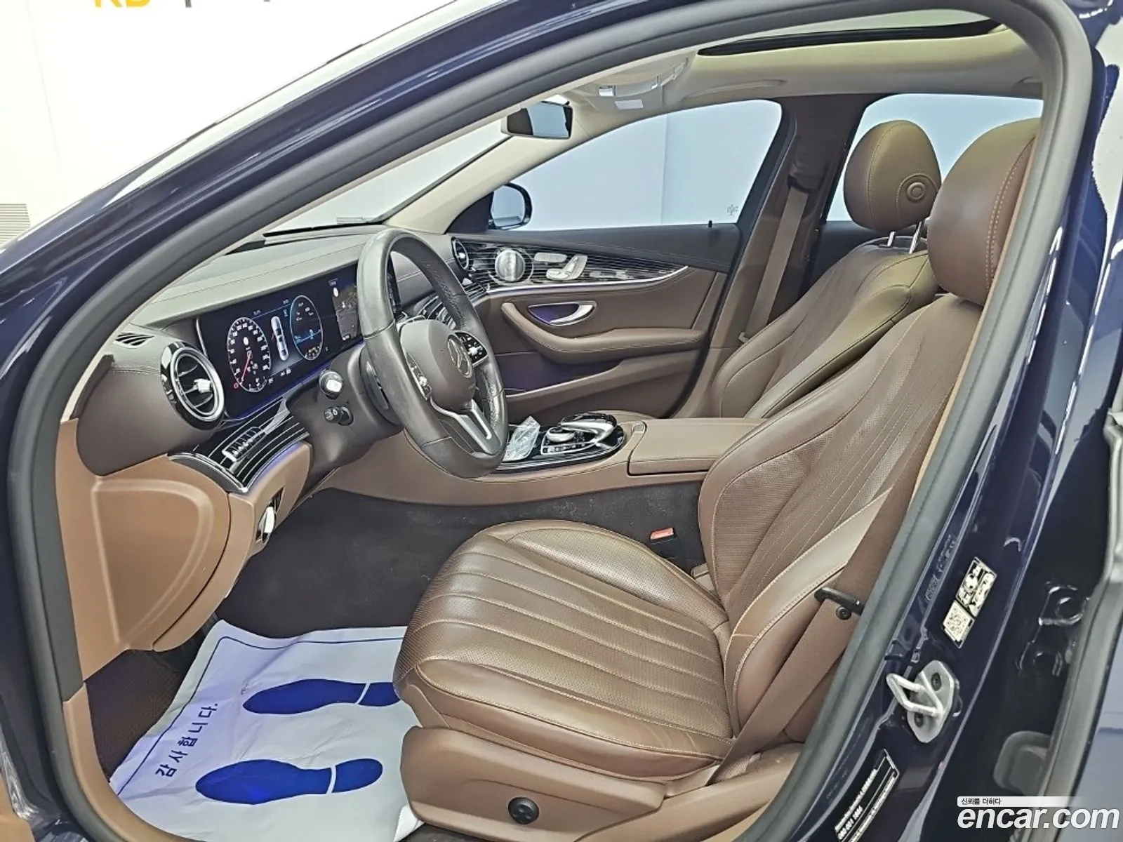 Mercedes-Benz E-Class W213 2020 — 14