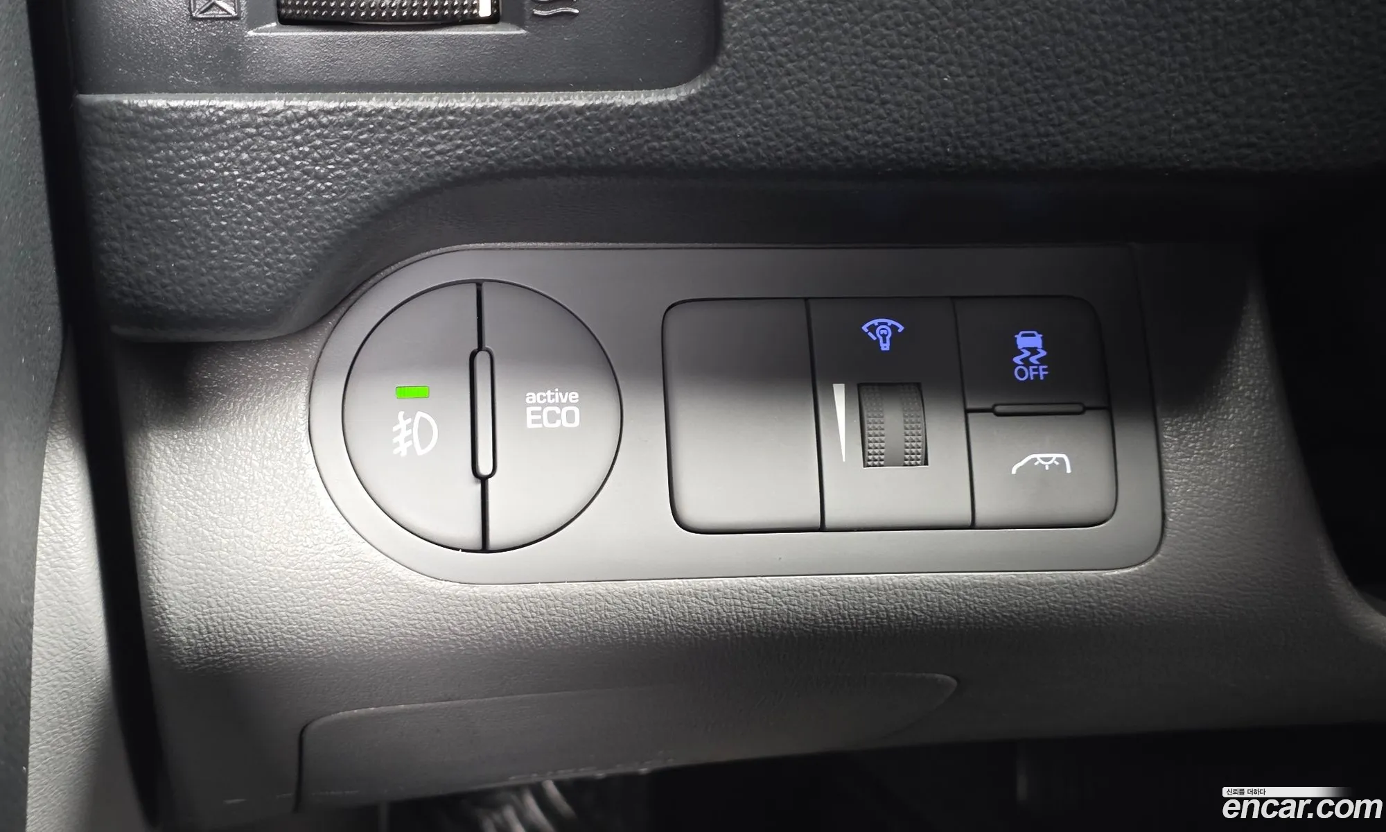 Hyundai Grand Starex 2017 — 21
