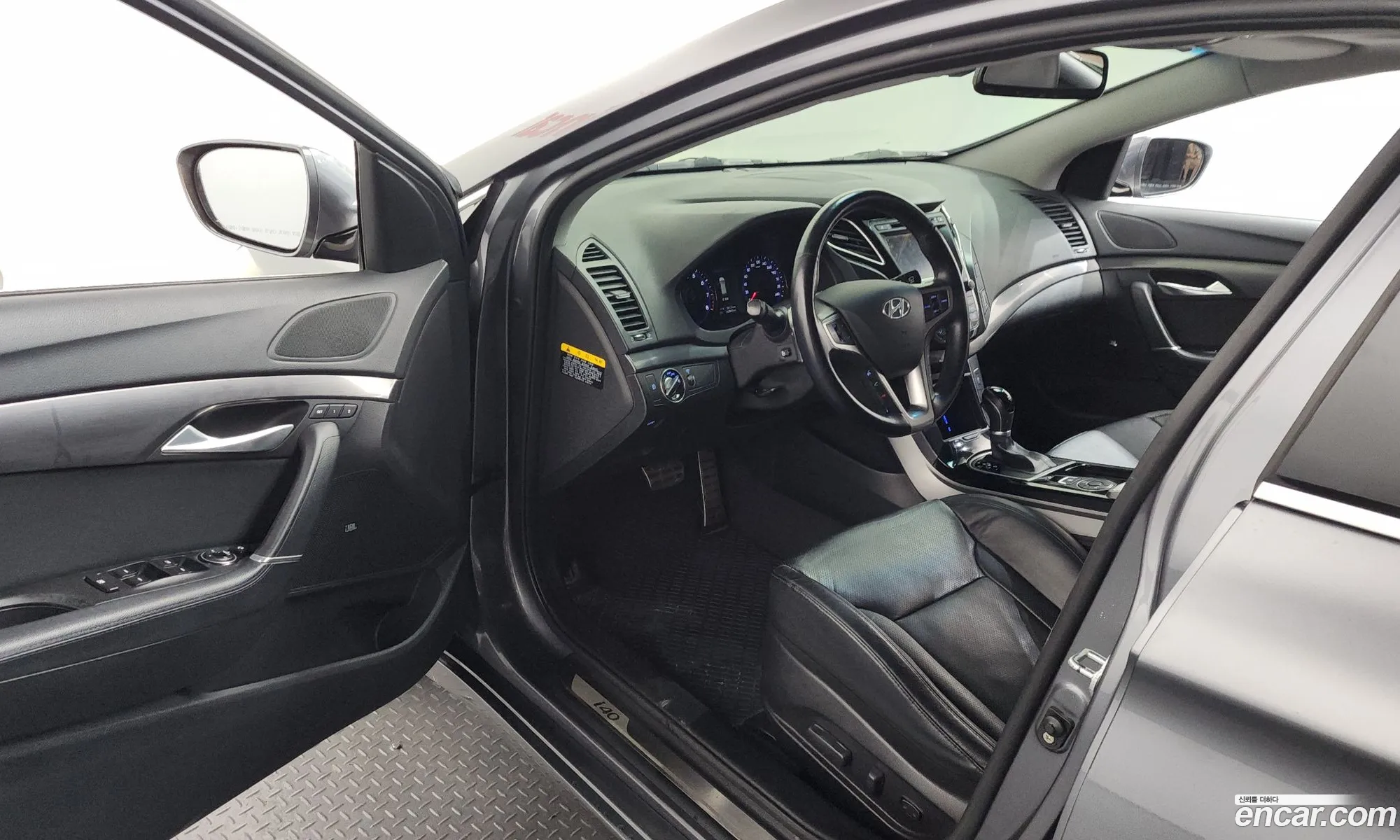 Hyundai i40 2013 — 33