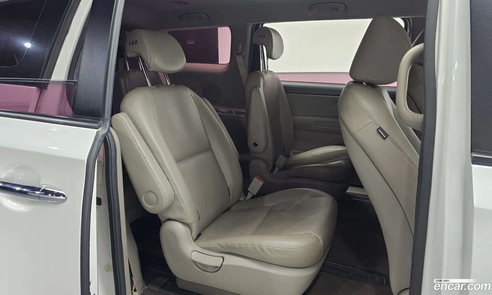 Kia Carnival 2017 — 8