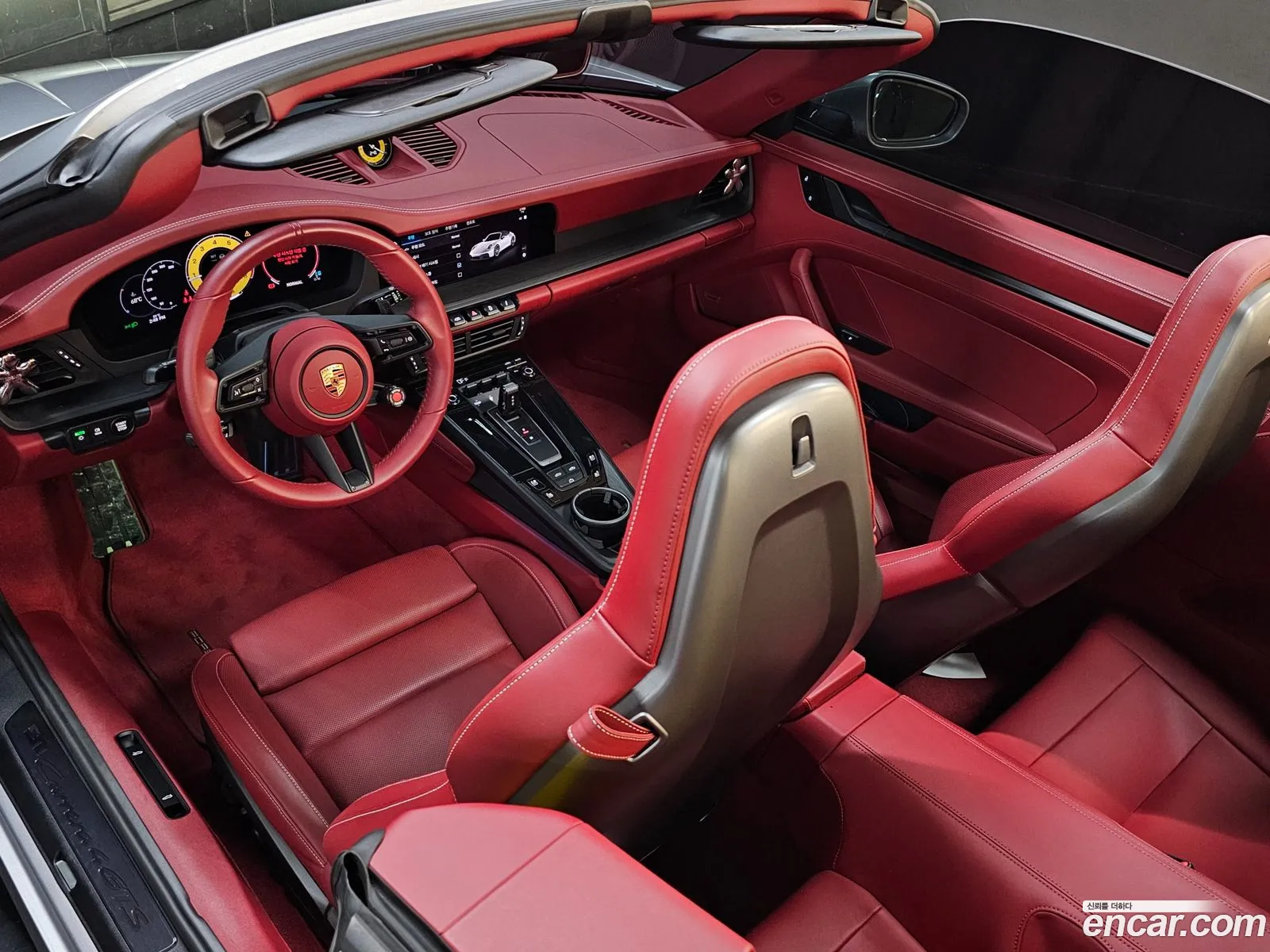 Porsche 911 2025 — 19