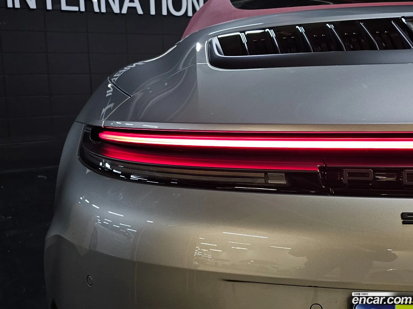 Porsche 911 2025 — 4