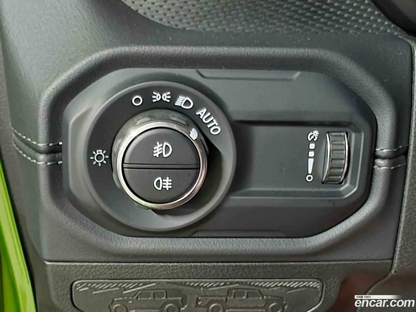 Jeep Wrangler 2025 — 10