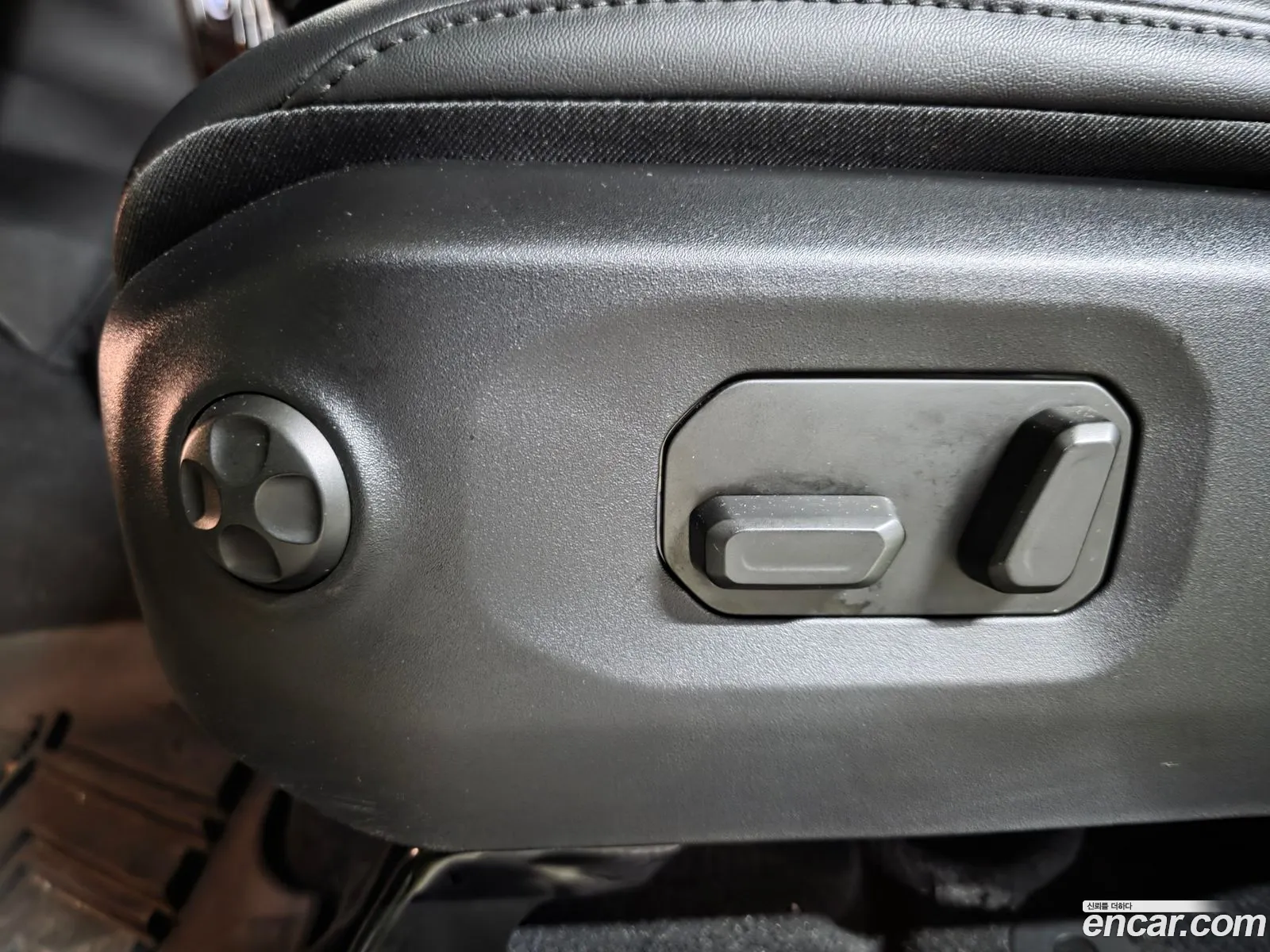 Jeep Wrangler 2025 — 7