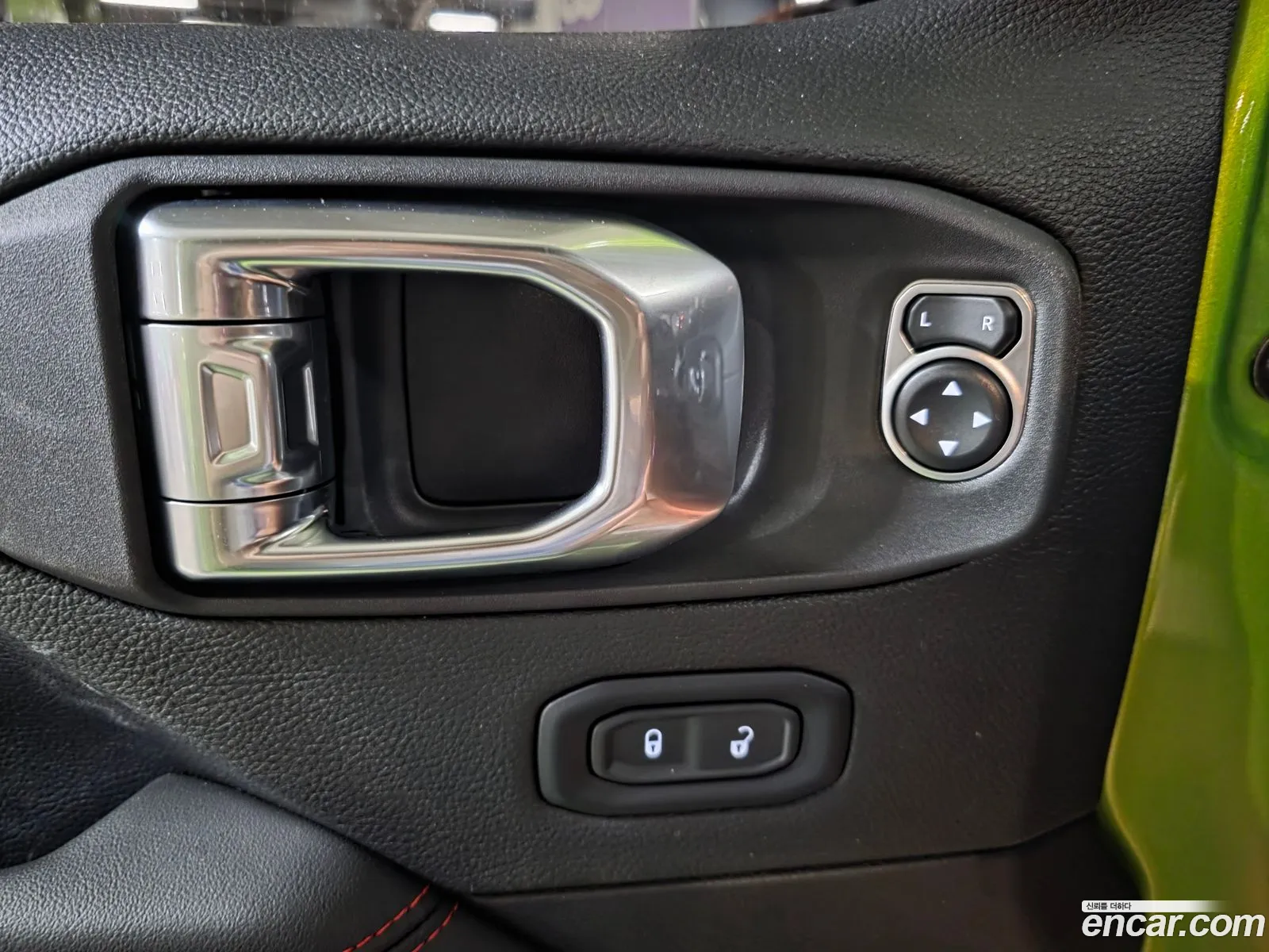 Jeep Wrangler 2025 — 6