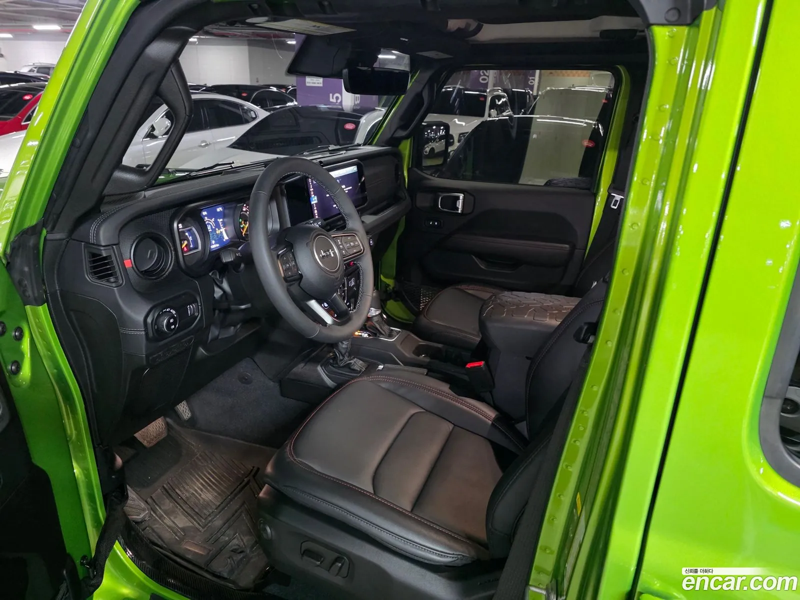 Jeep Wrangler 2025 — 15