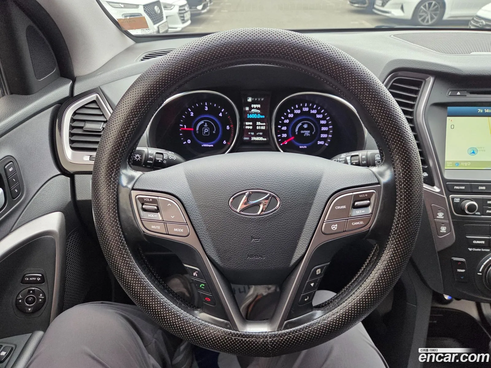 Hyundai Santa Fe DM 2015 — 12
